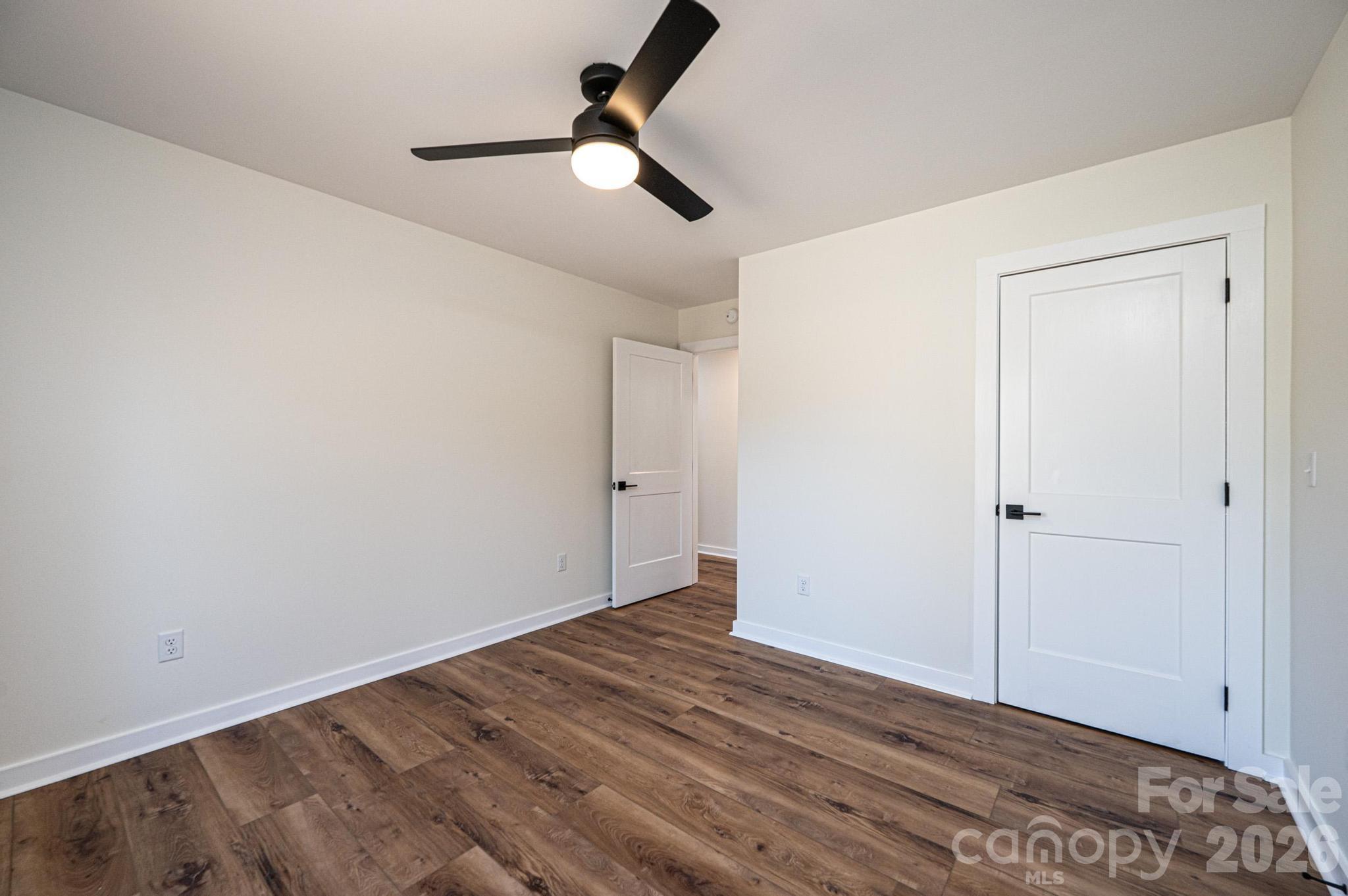 1721 Songbird Court Property Photo 21