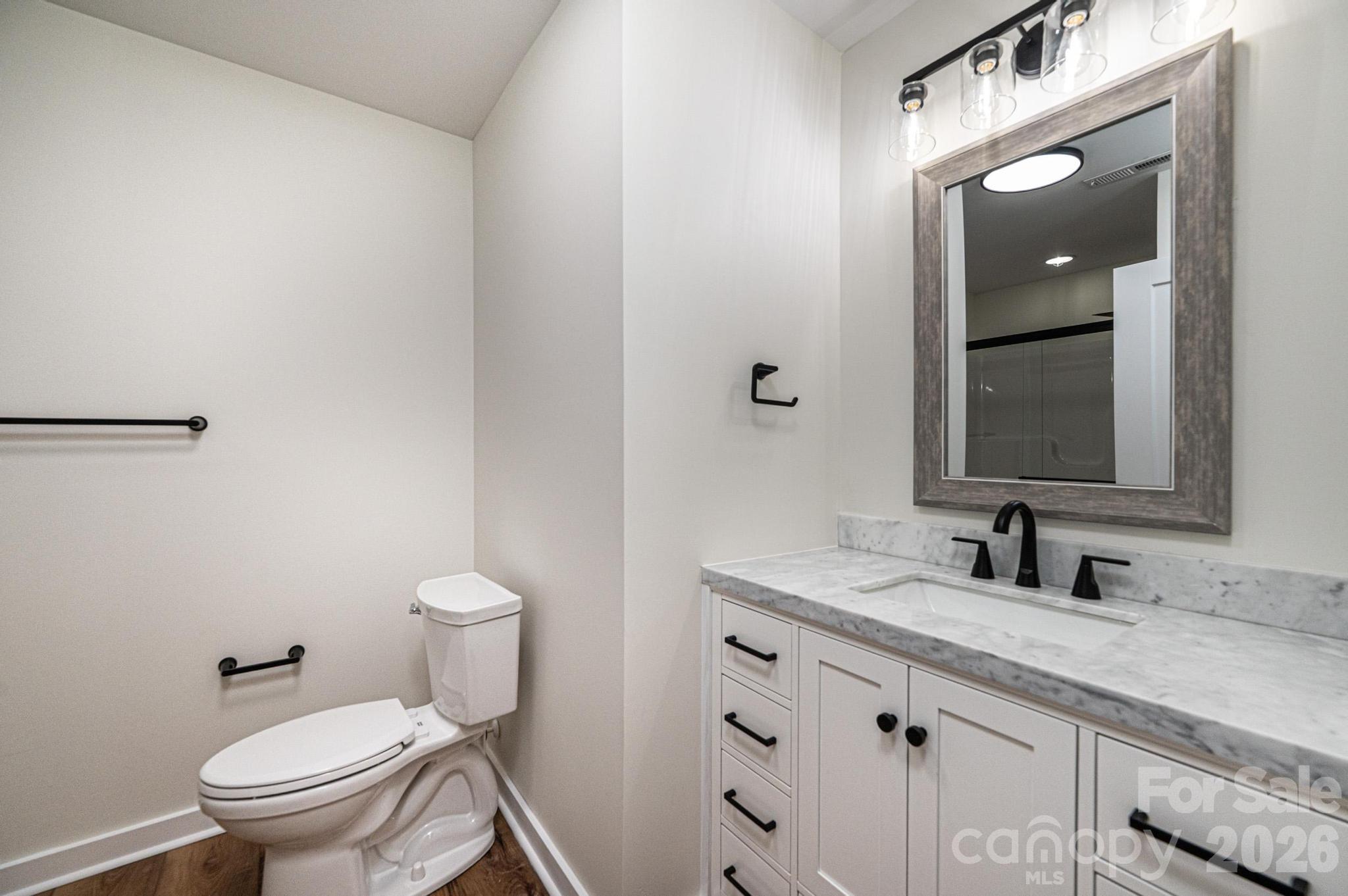 1721 Songbird Court Property Photo 22