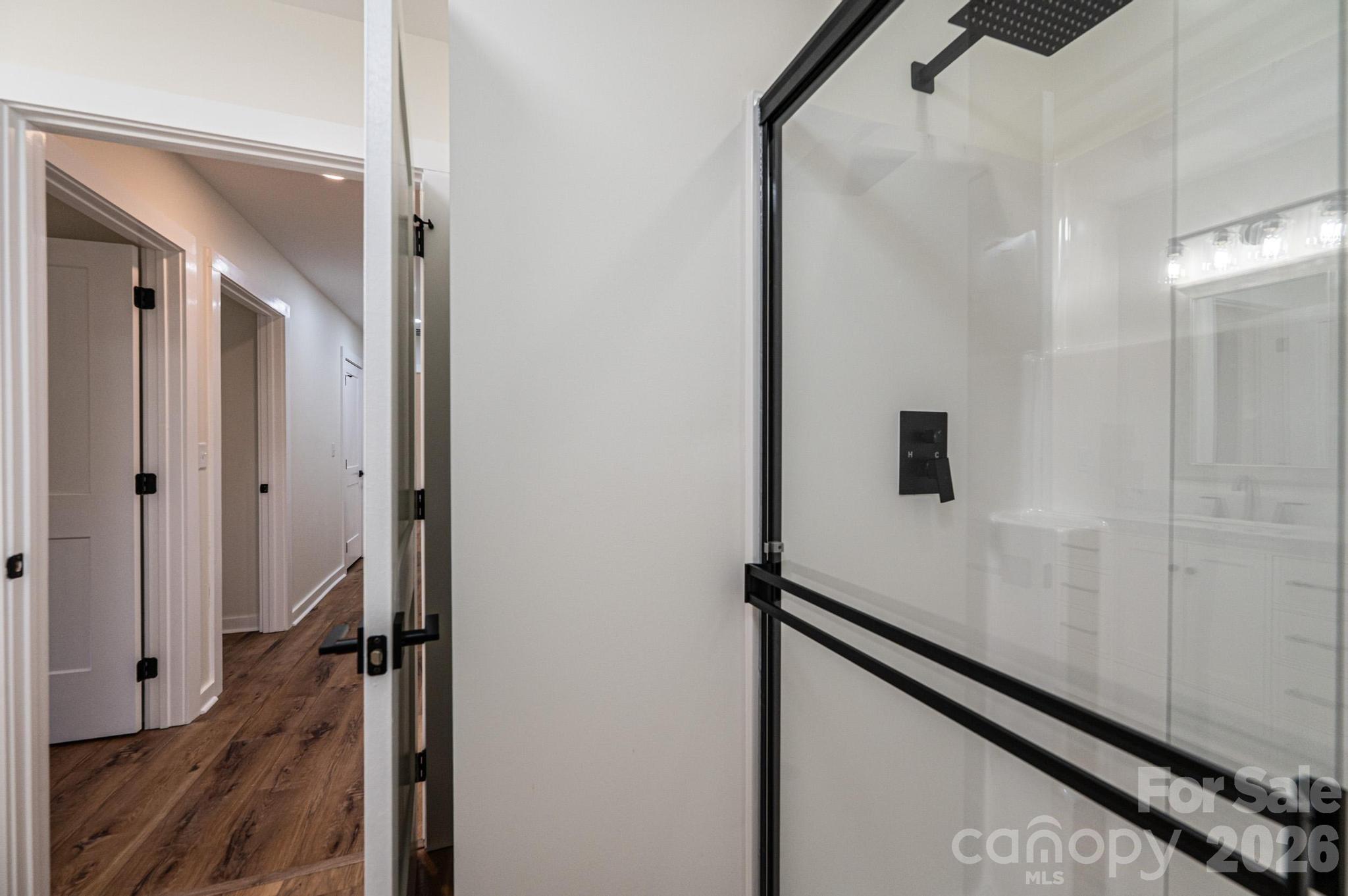 1721 Songbird Court Property Photo 23