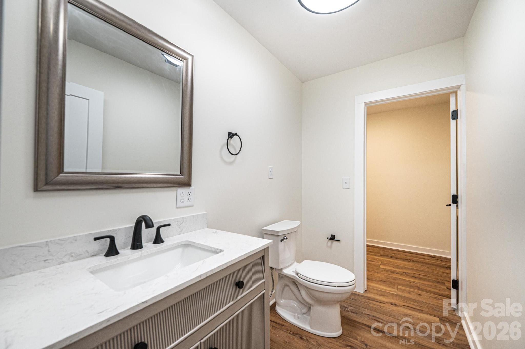 1721 Songbird Court Property Photo 29