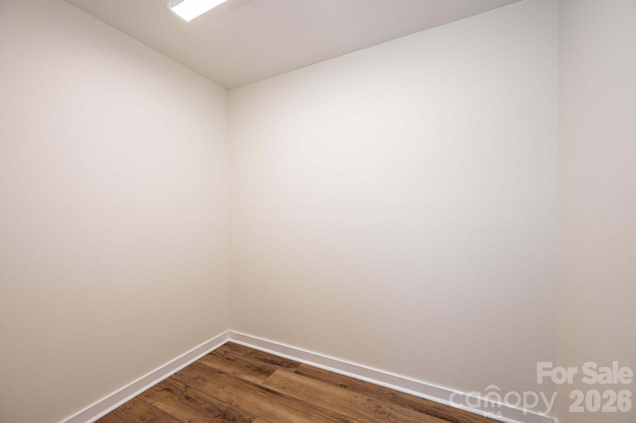1721 Songbird Court Property Photo 30