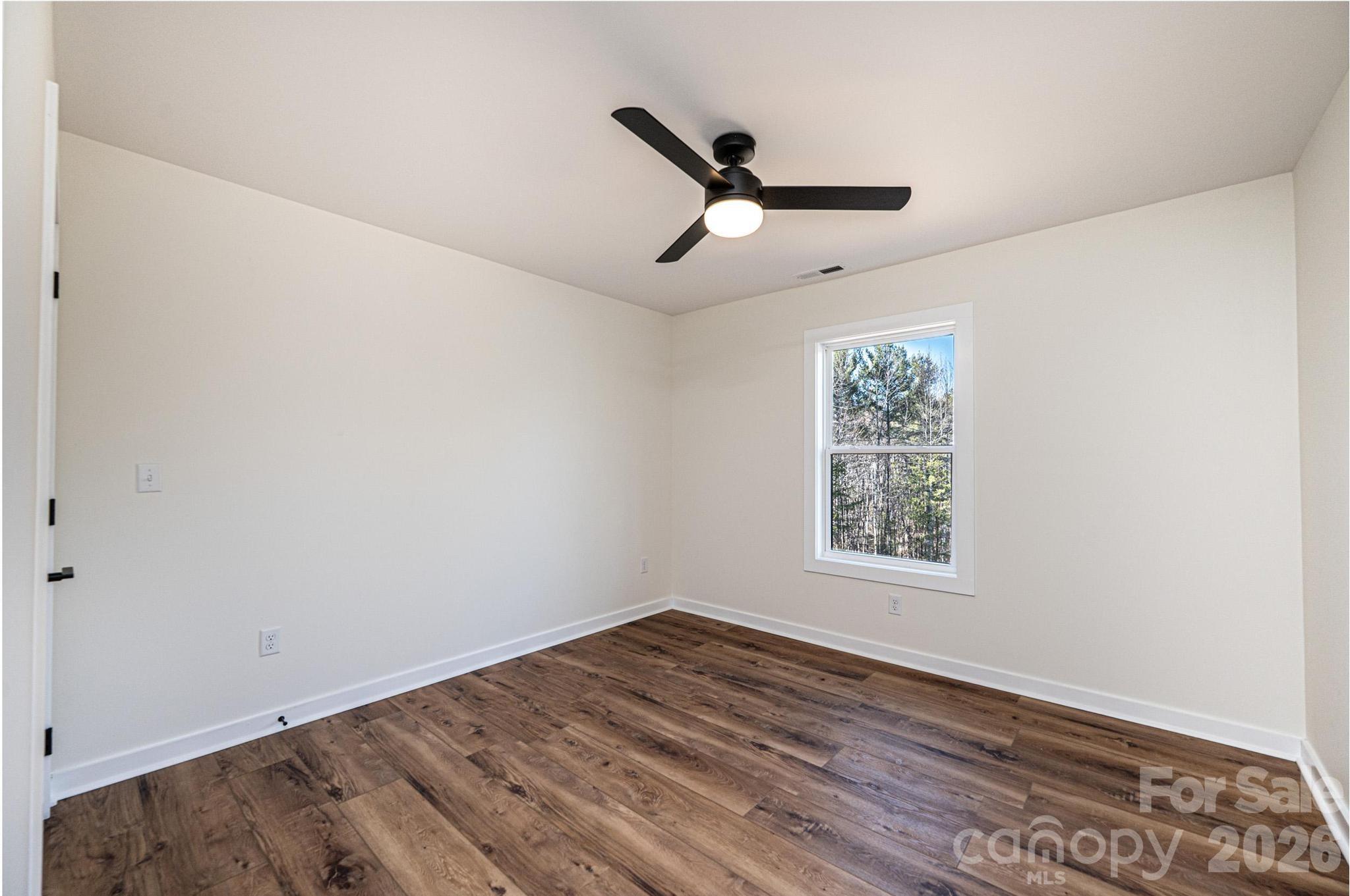 1721 Songbird Court Property Photo 34