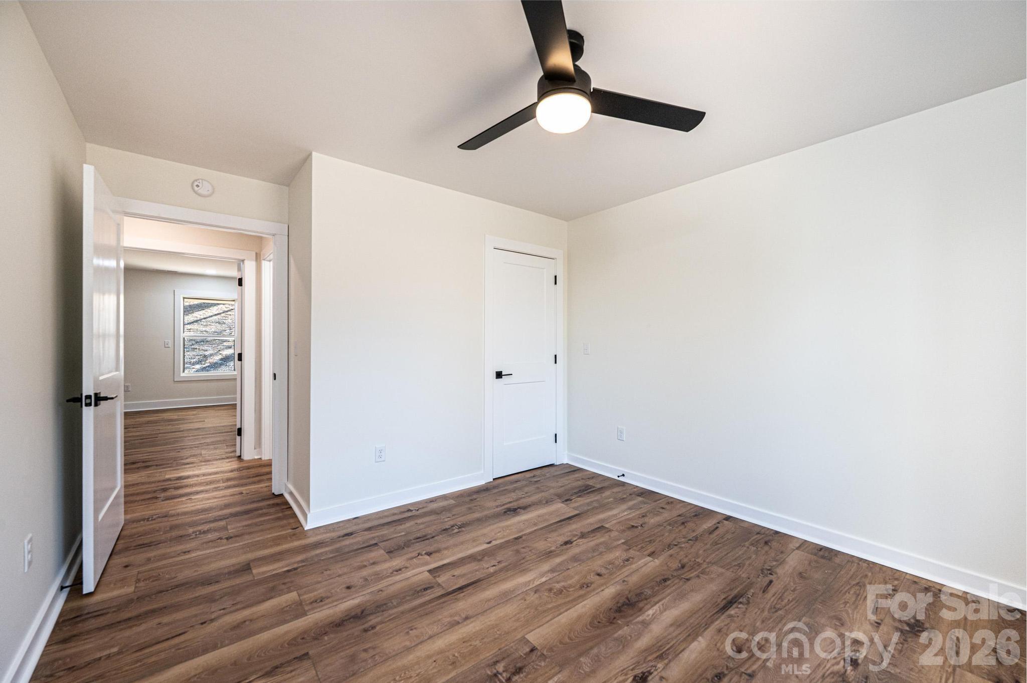 1721 Songbird Court Property Photo 35