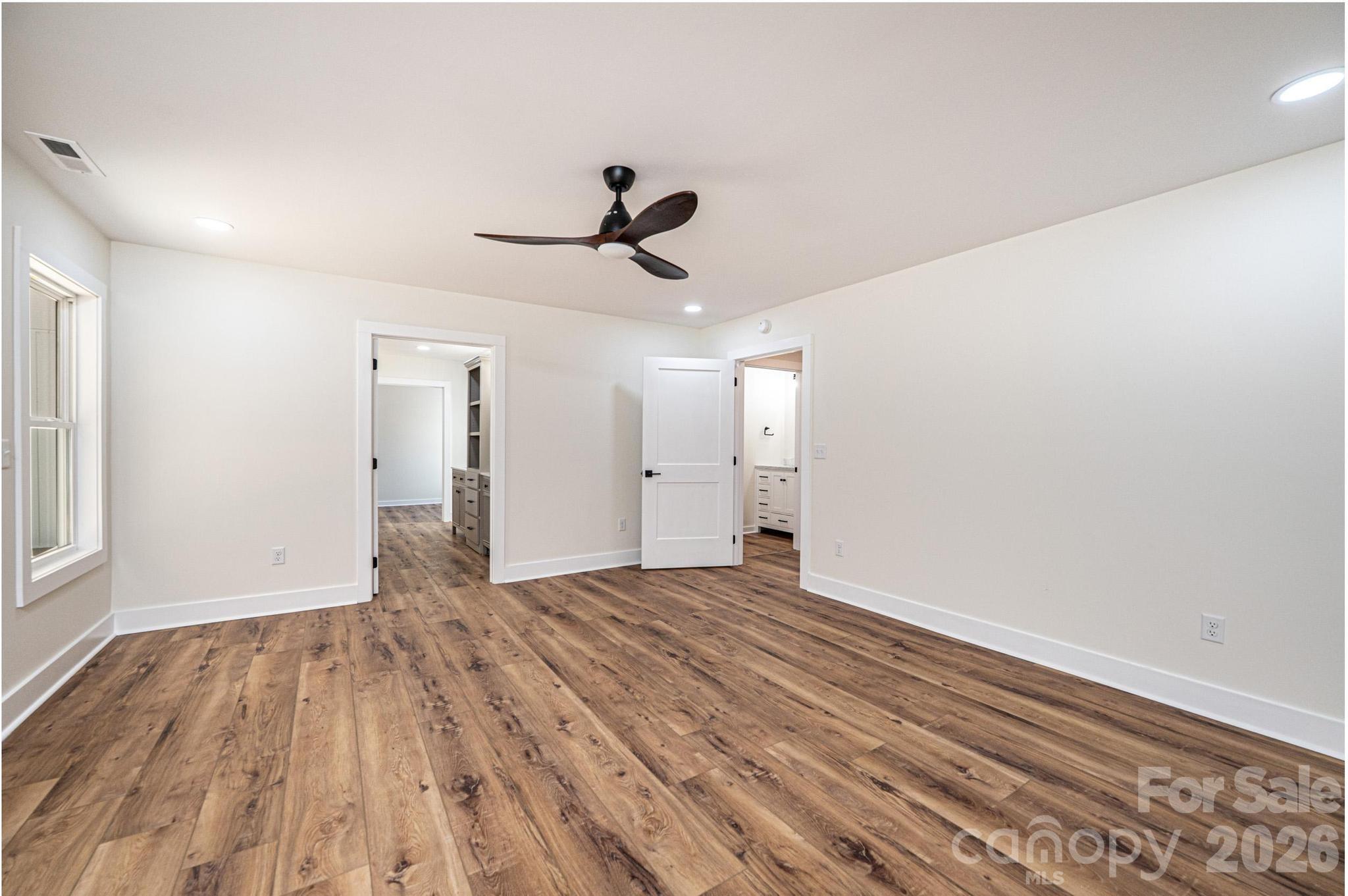1721 Songbird Court Property Photo 38