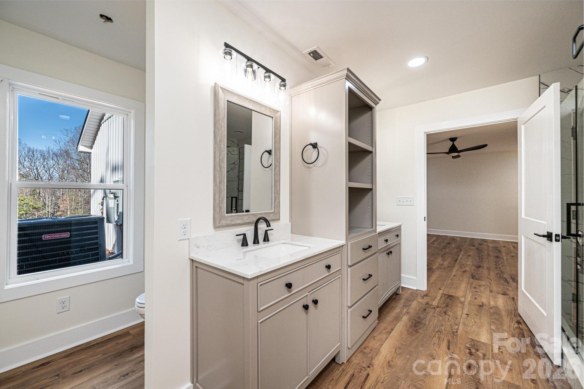1721 Songbird Court Property Photo 40