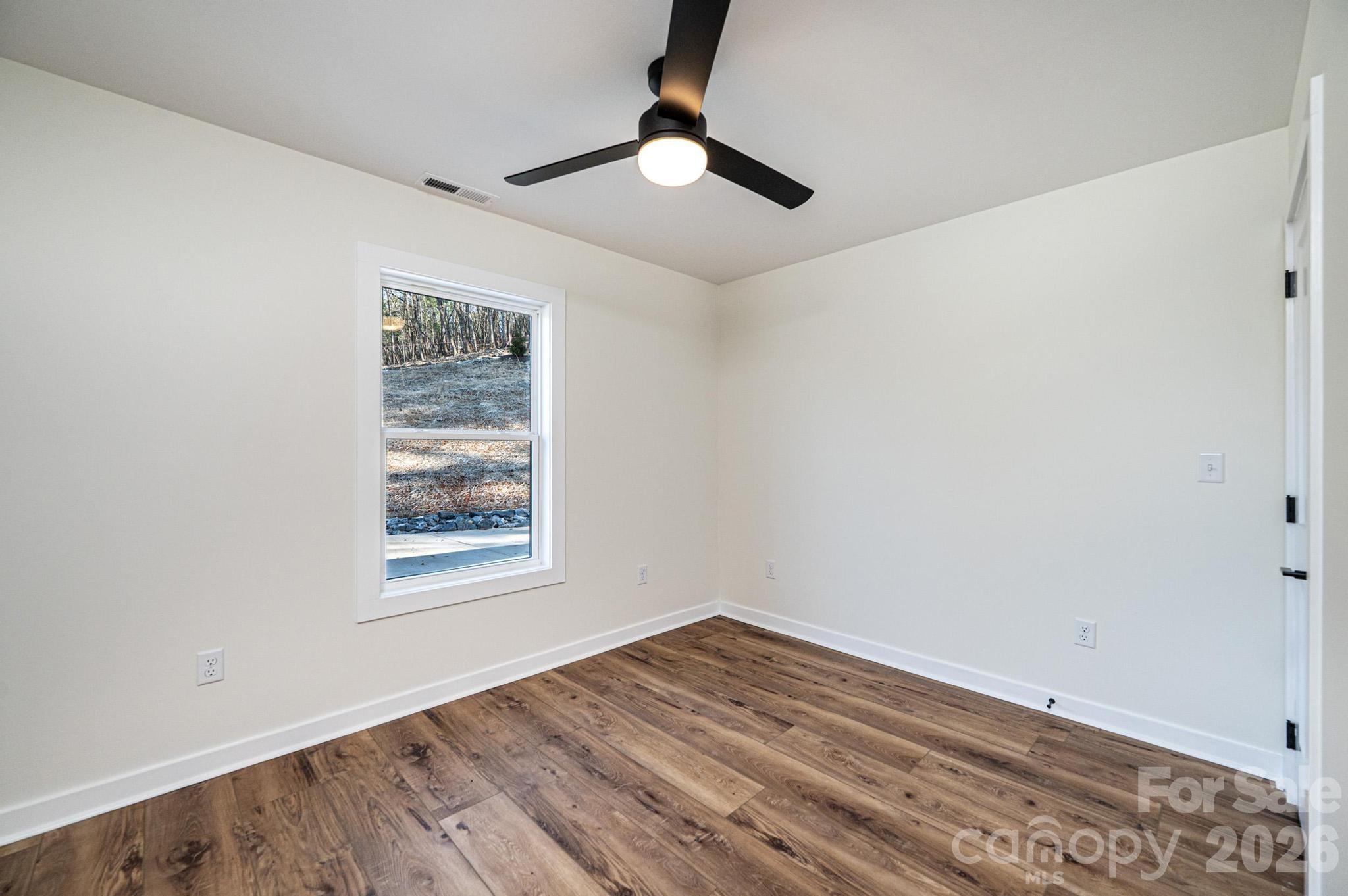1721 Songbird Court Property Photo 43