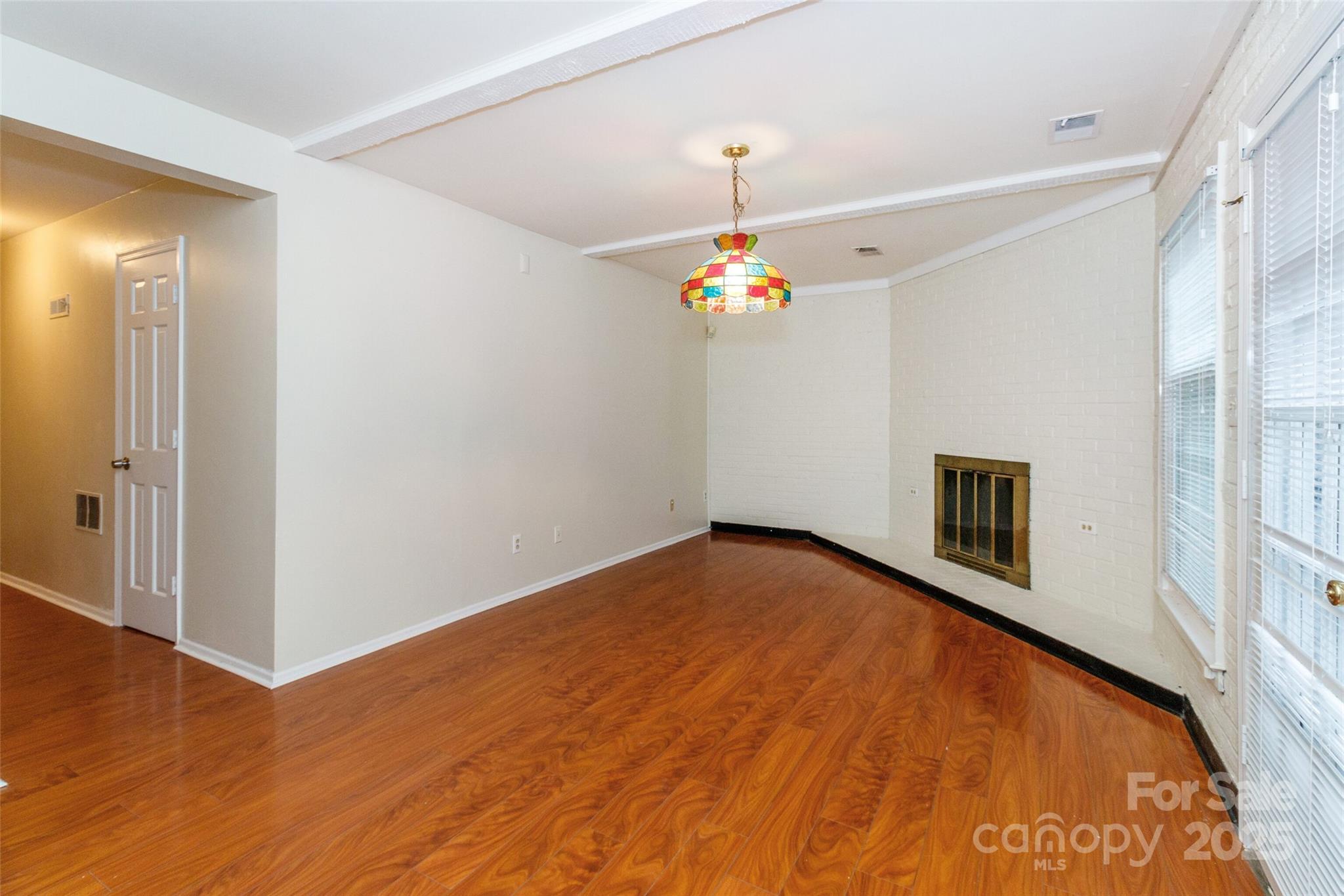 8300 Knights Bridge Road Property Photo 34