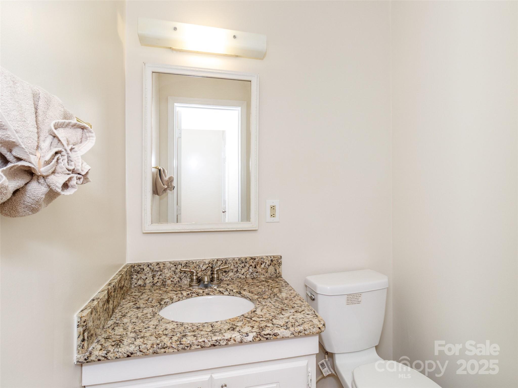 8300 Knights Bridge Road Property Photo 36