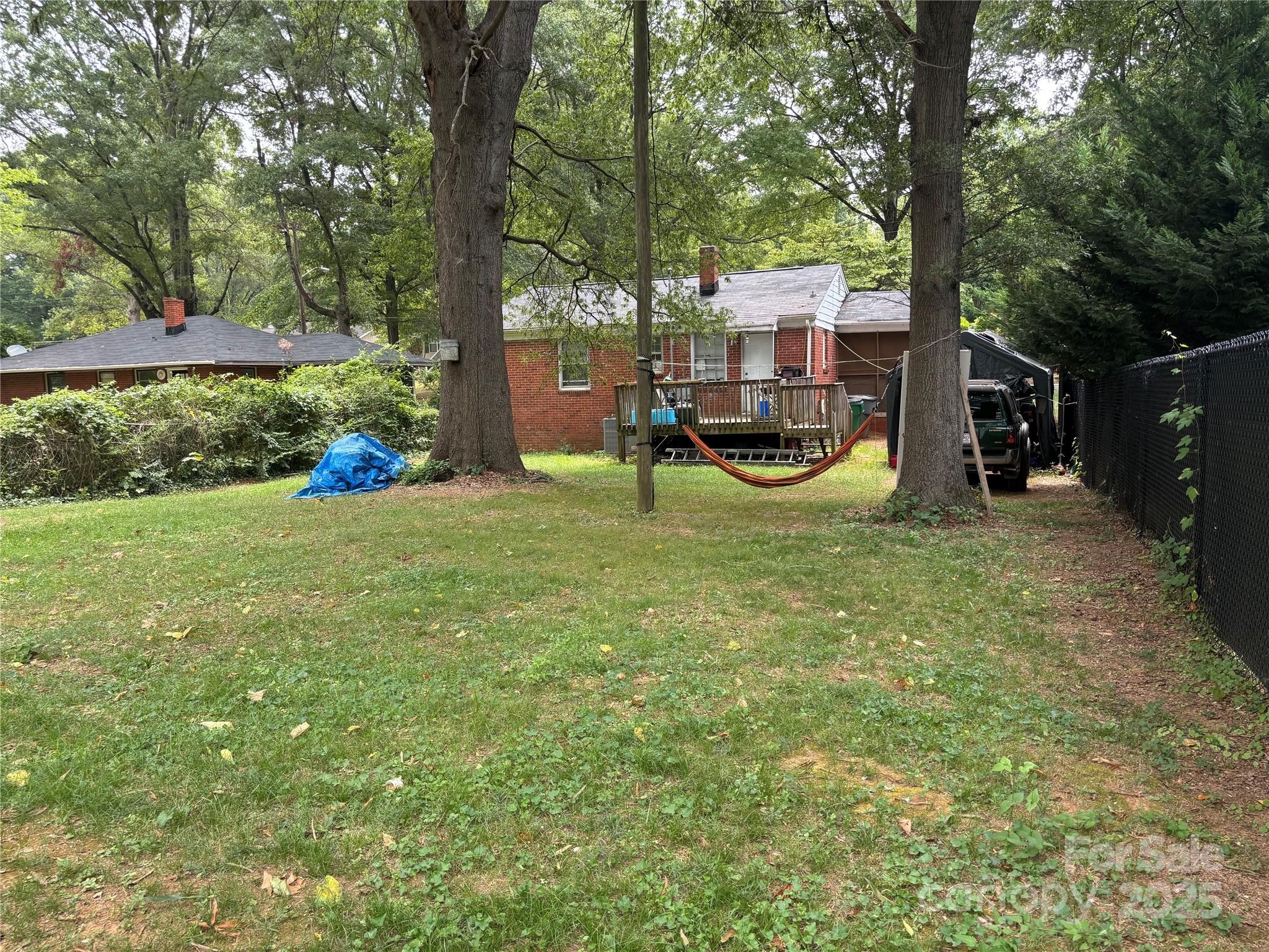 345 Fannie Circle Property Photo 5