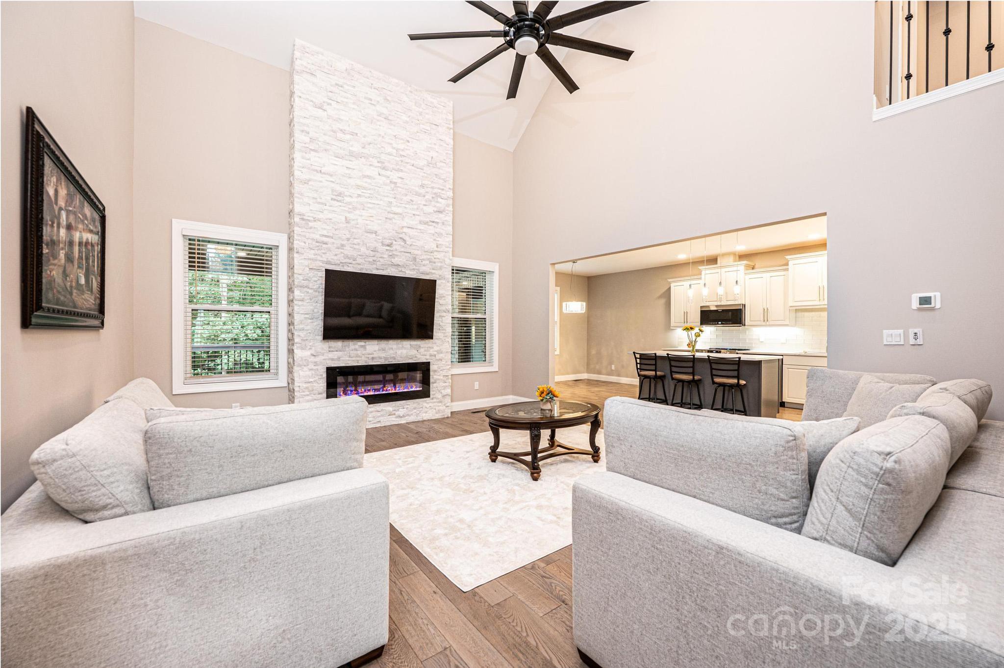 754 River Bend Drive Property Photo 4