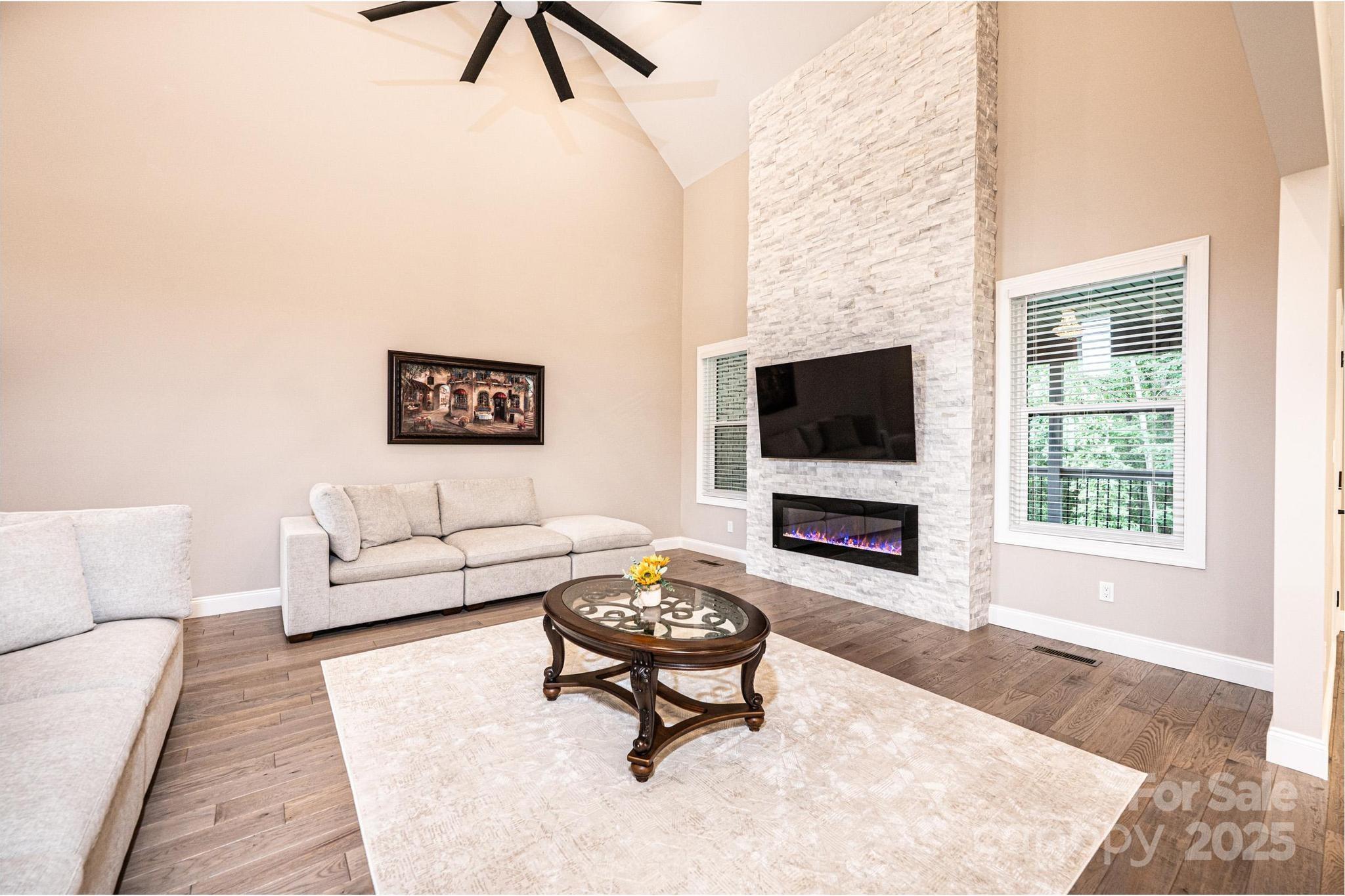 754 River Bend Drive Property Photo 8