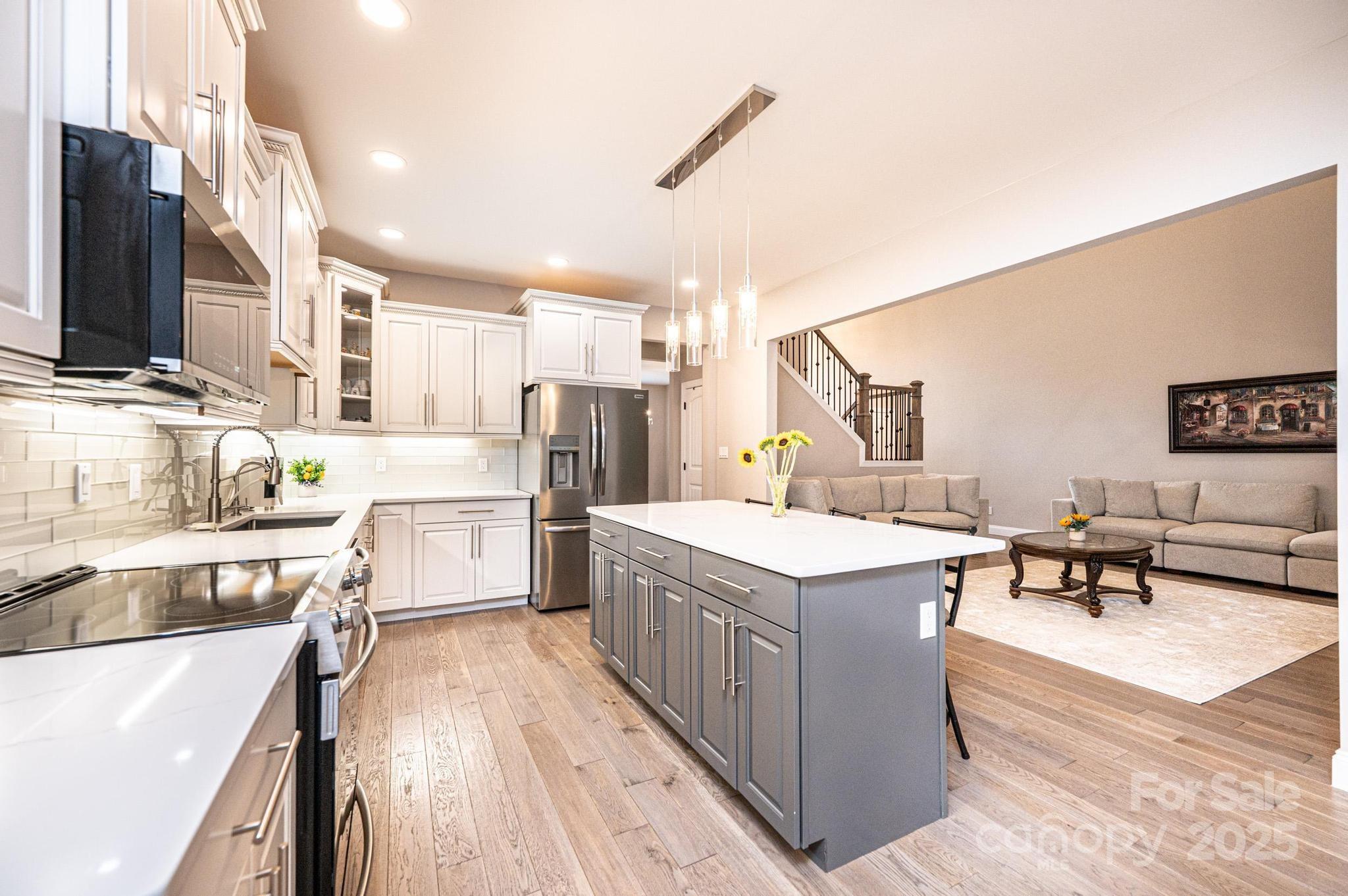 754 River Bend Drive Property Photo 13