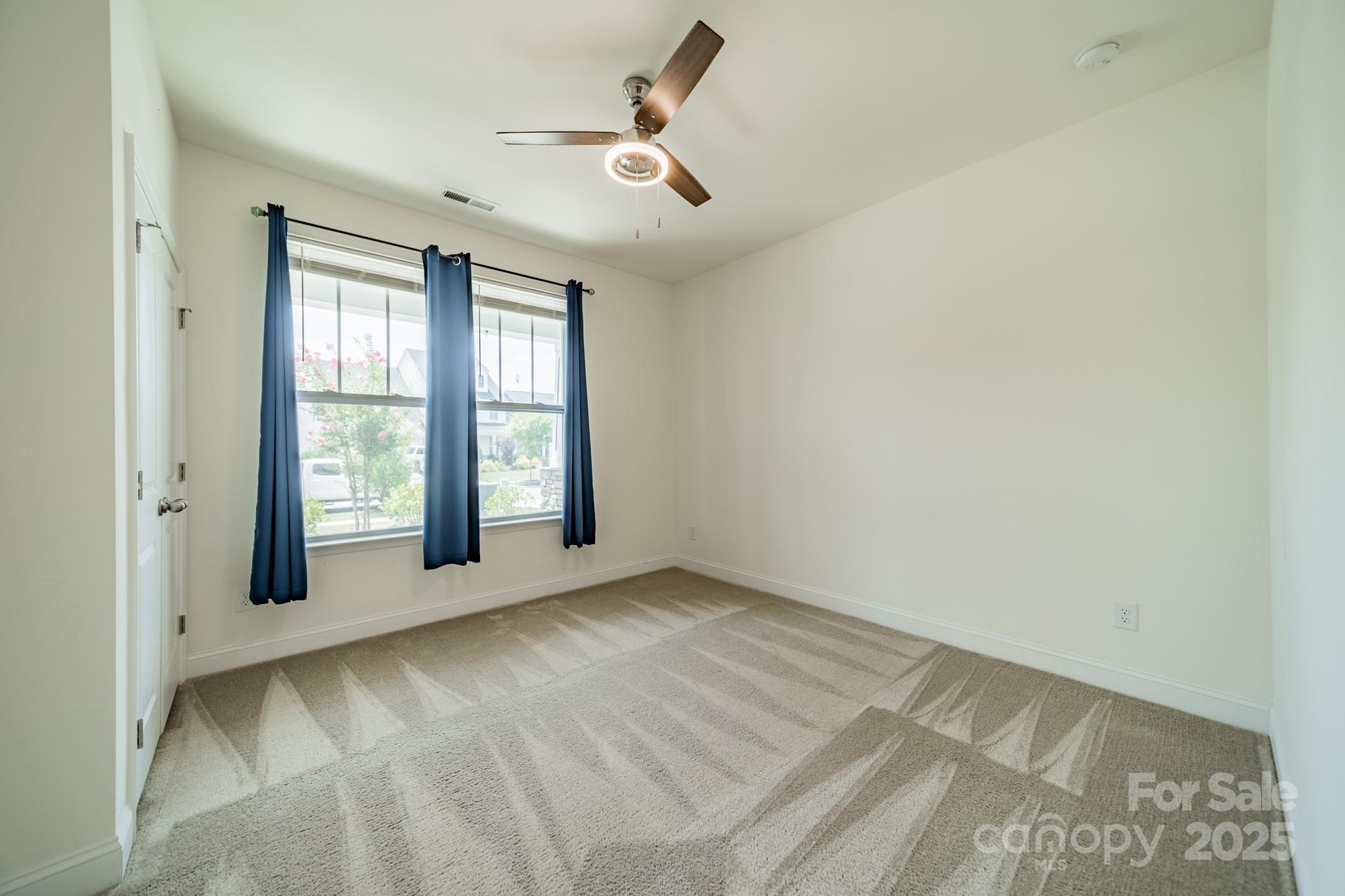 558 Red Wolf Lane Property Photo 11