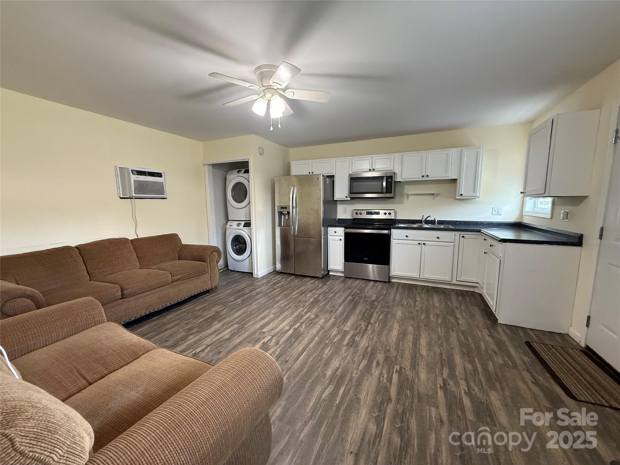 108 Scott Street Property Photo 18