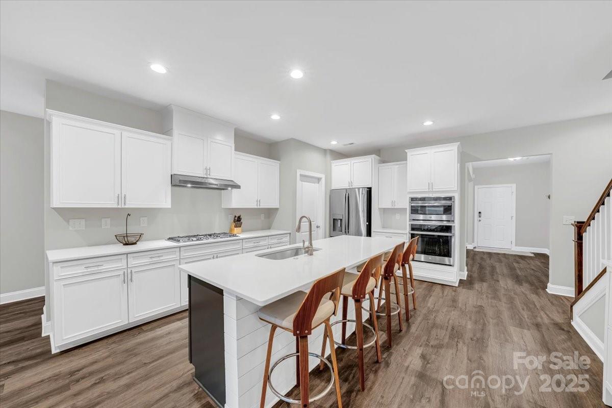 172 Caversham Drive Property Photo 8