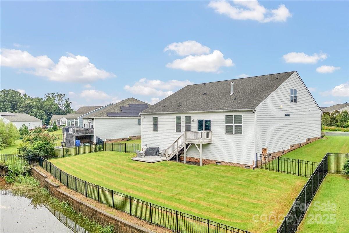 172 Caversham Drive Property Photo 36