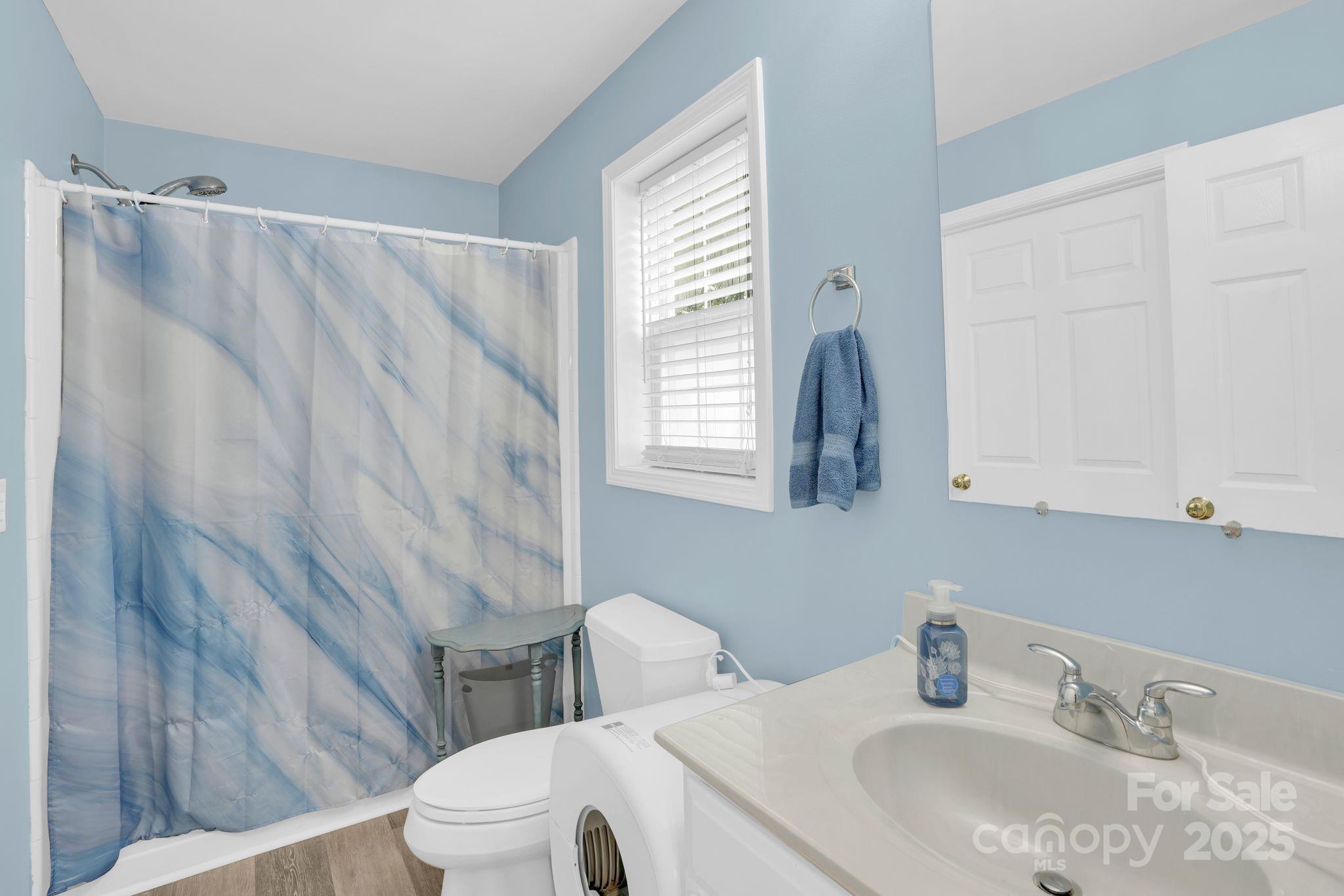 10425 Idlewild Road Property Photo 8