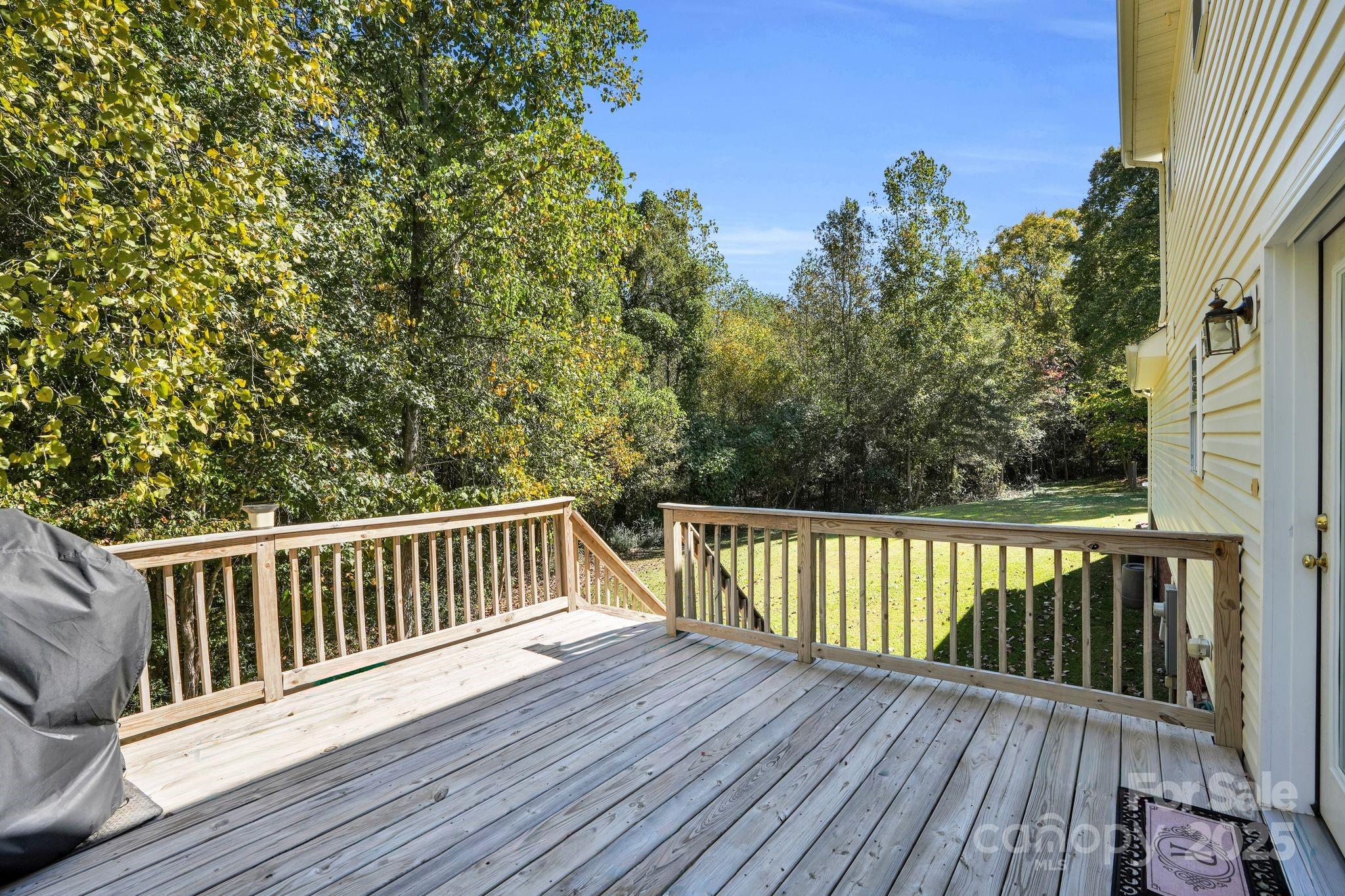 10425 Idlewild Road Property Photo 16