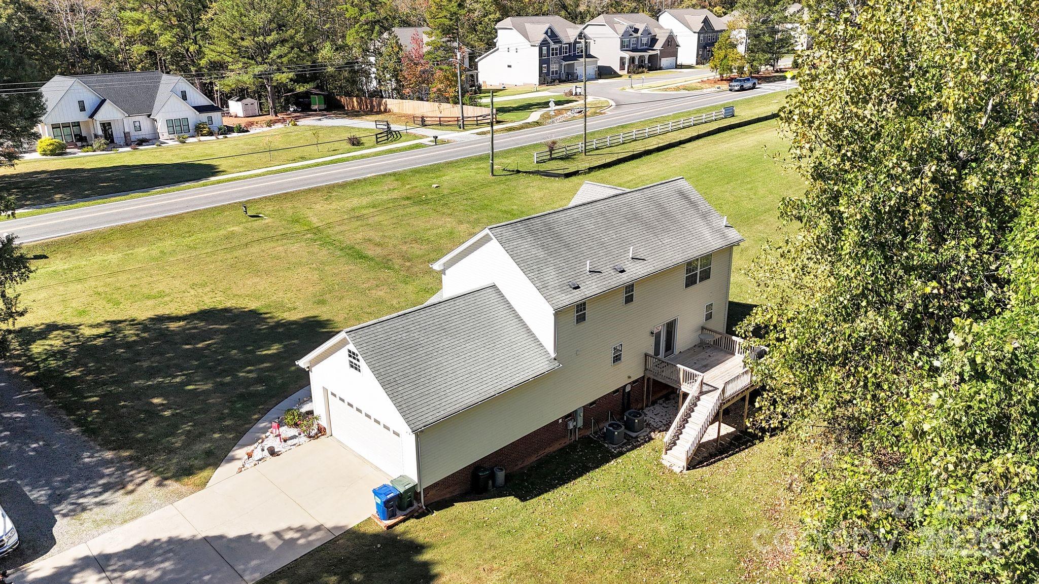 10425 Idlewild Road Property Photo 21