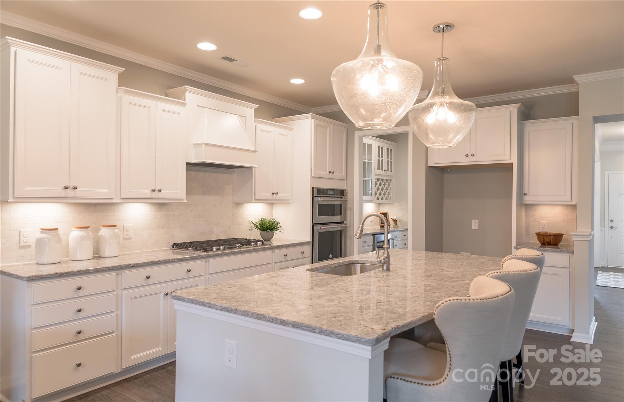 13936 Penbury Lane 401 Property Photo 7