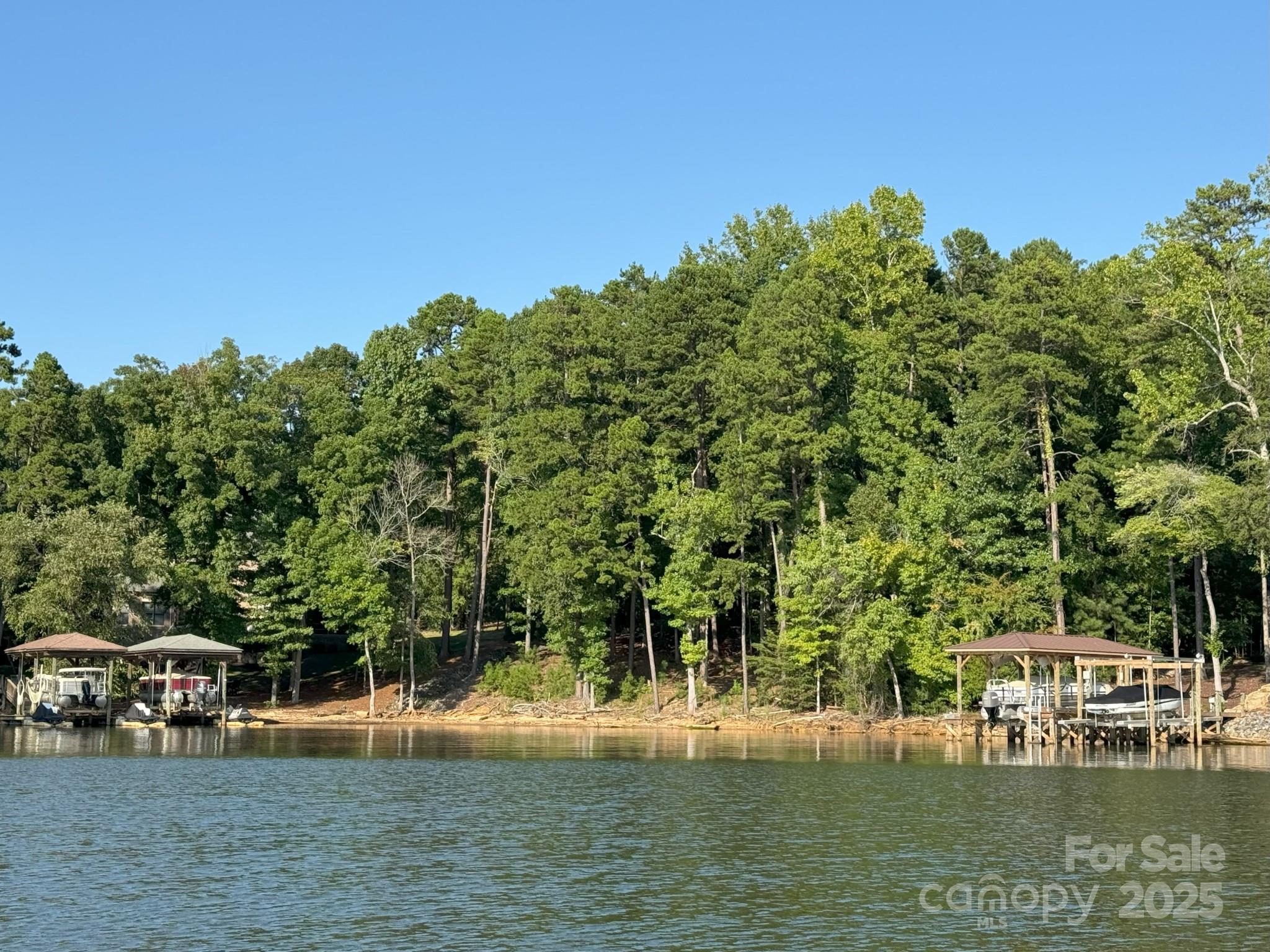 1532 Reflection Pointe Boulevard Property Photo 3