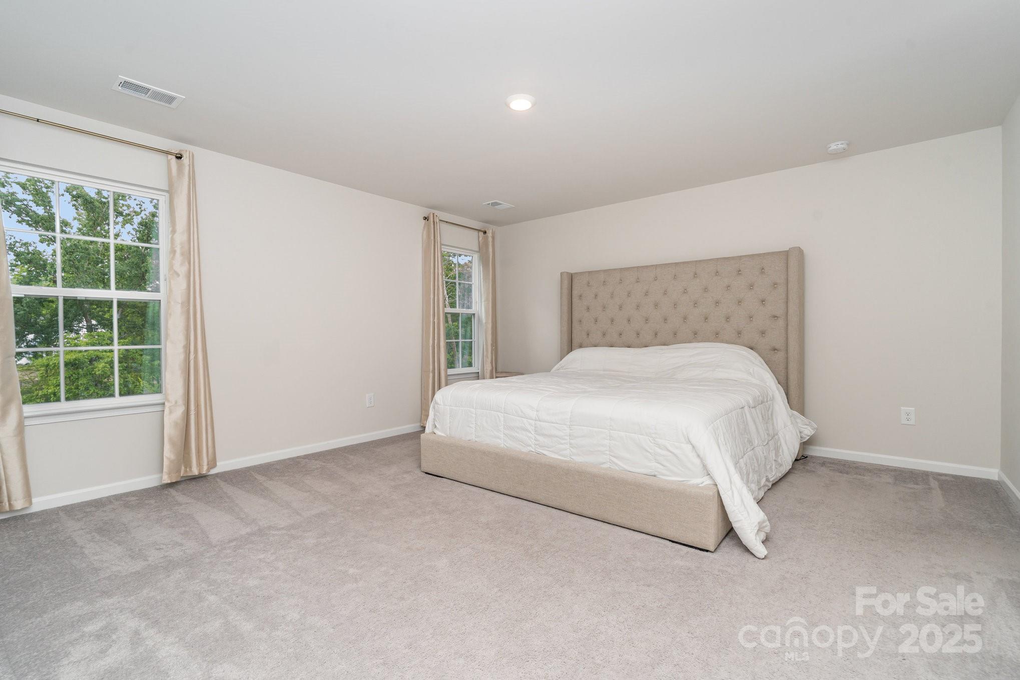 18026 Stark Way Property Photo 14
