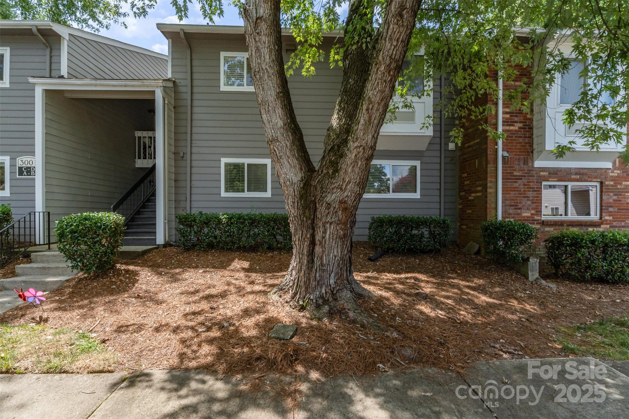 3001 Heathstead Place Property Photo 13