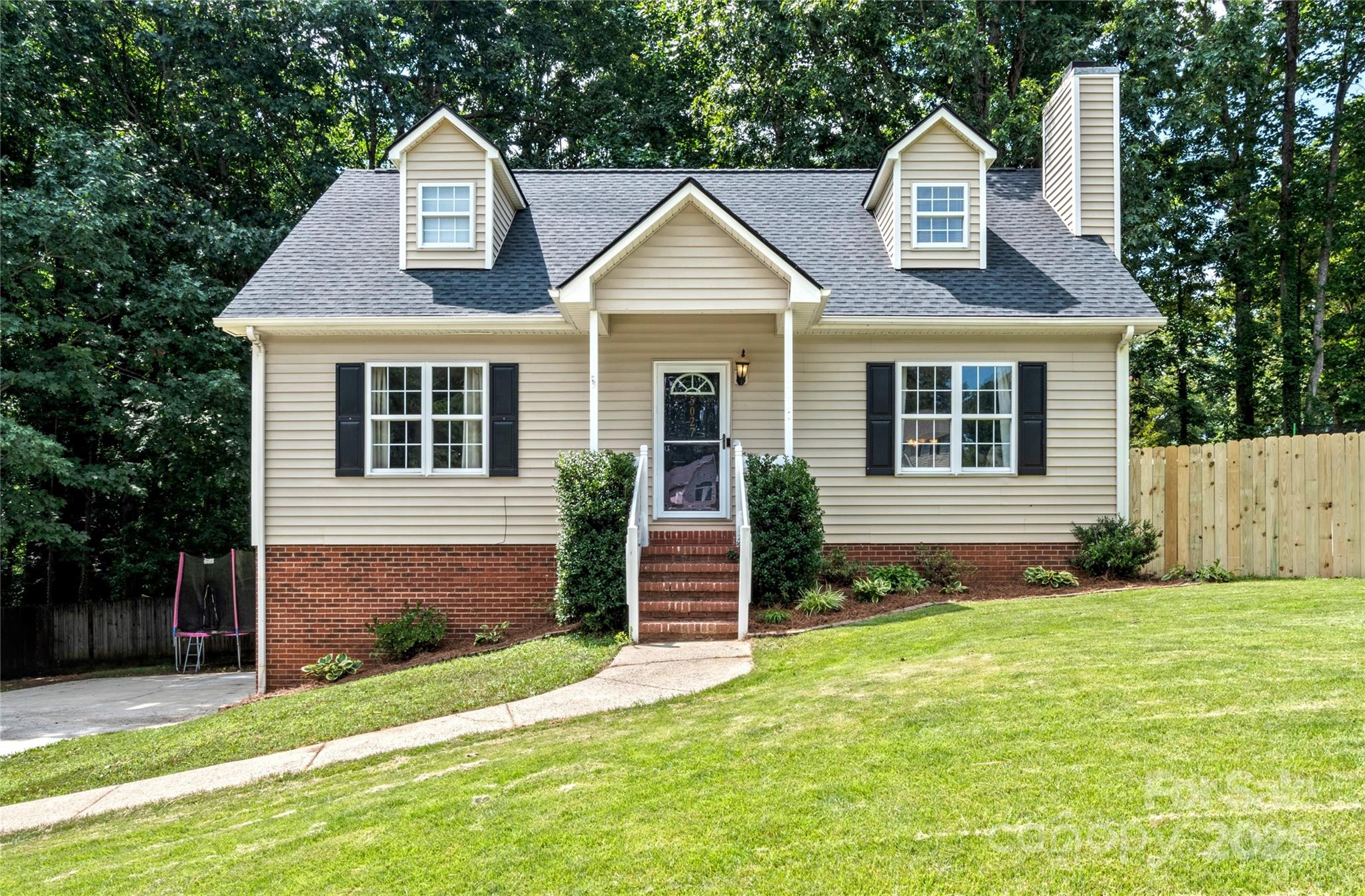 5027 Heidelbury Court