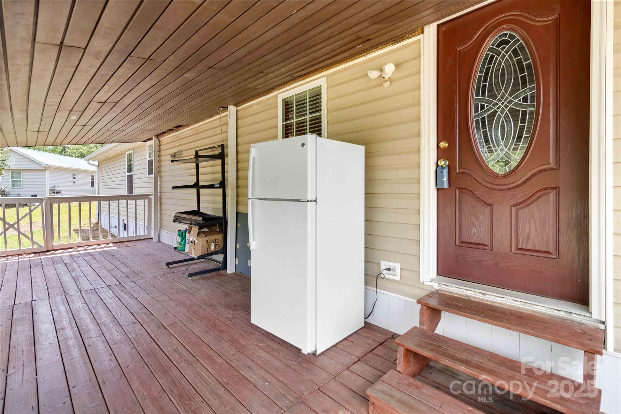 106 Cloverleaf Drive Property Photo 7