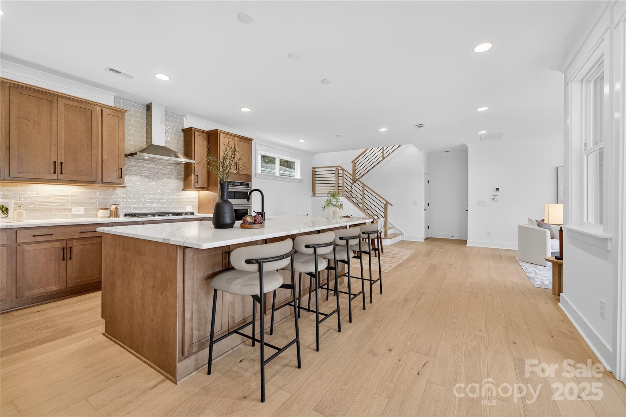 15617 Northcross Drive Property Photo 4