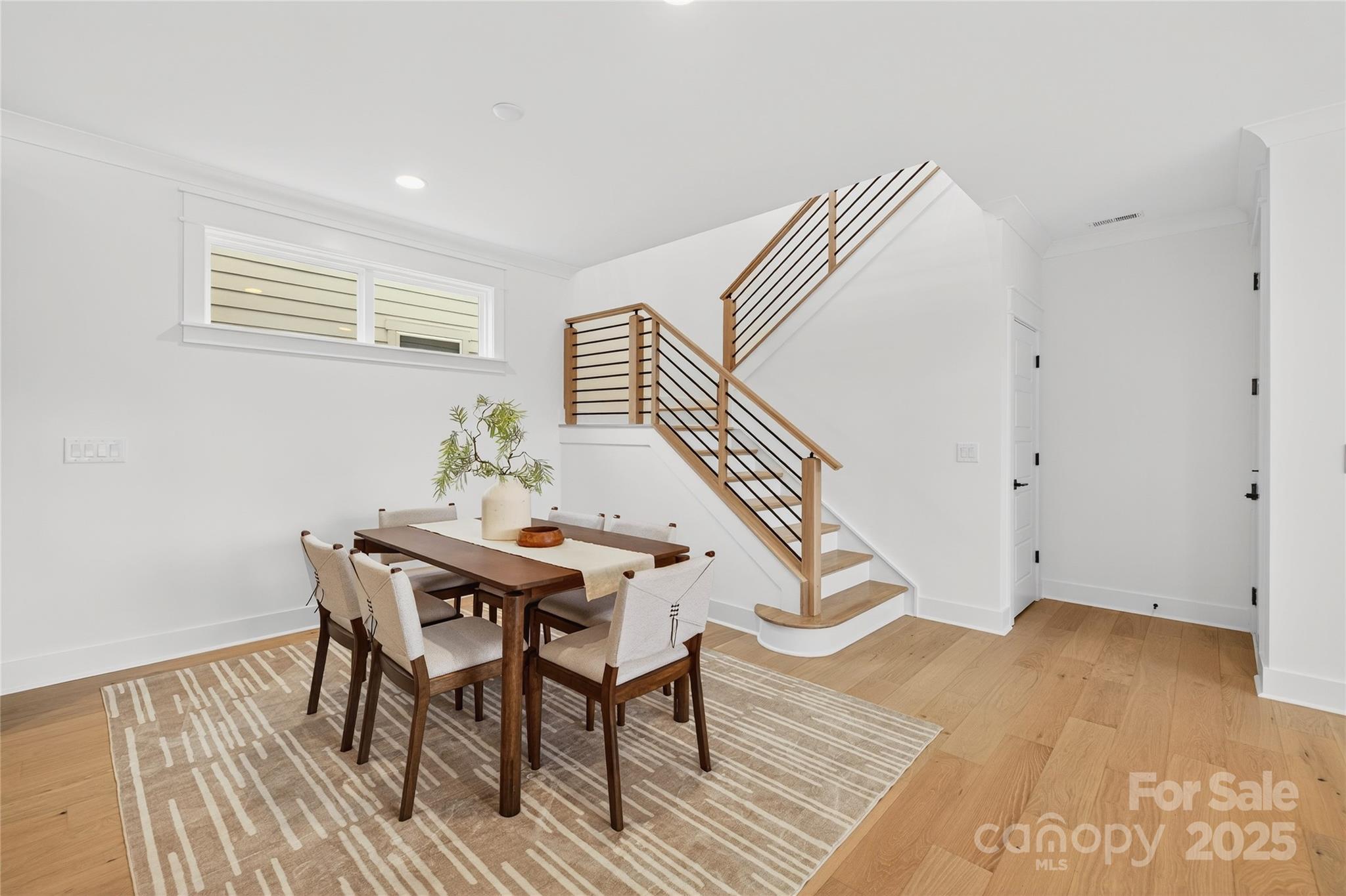 15617 Northcross Drive Property Photo 8