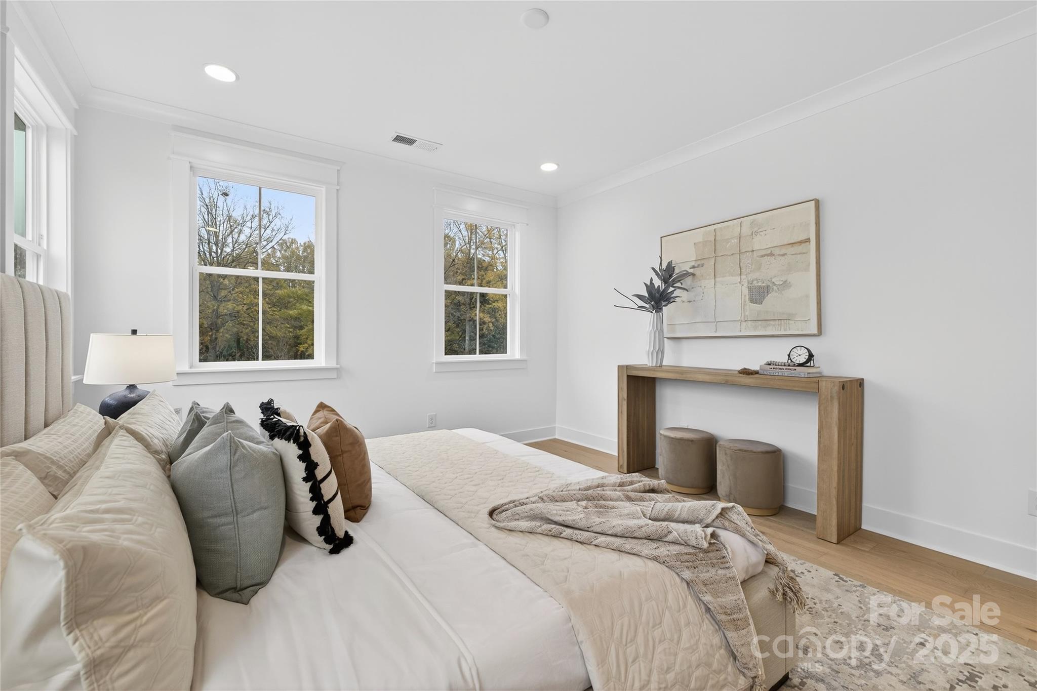 15617 Northcross Drive Property Photo 18