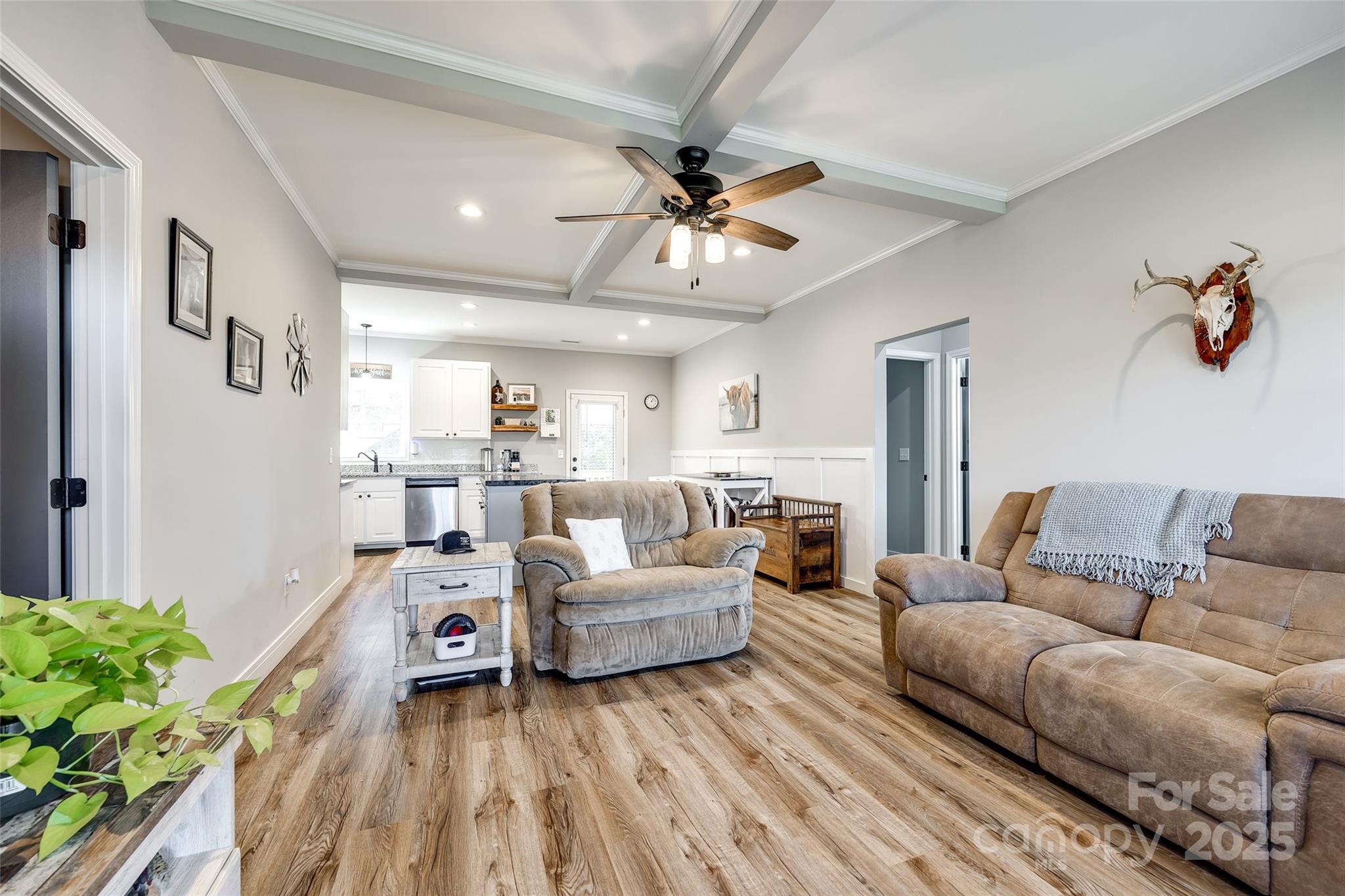 530 Denton Avenue Property Photo 6