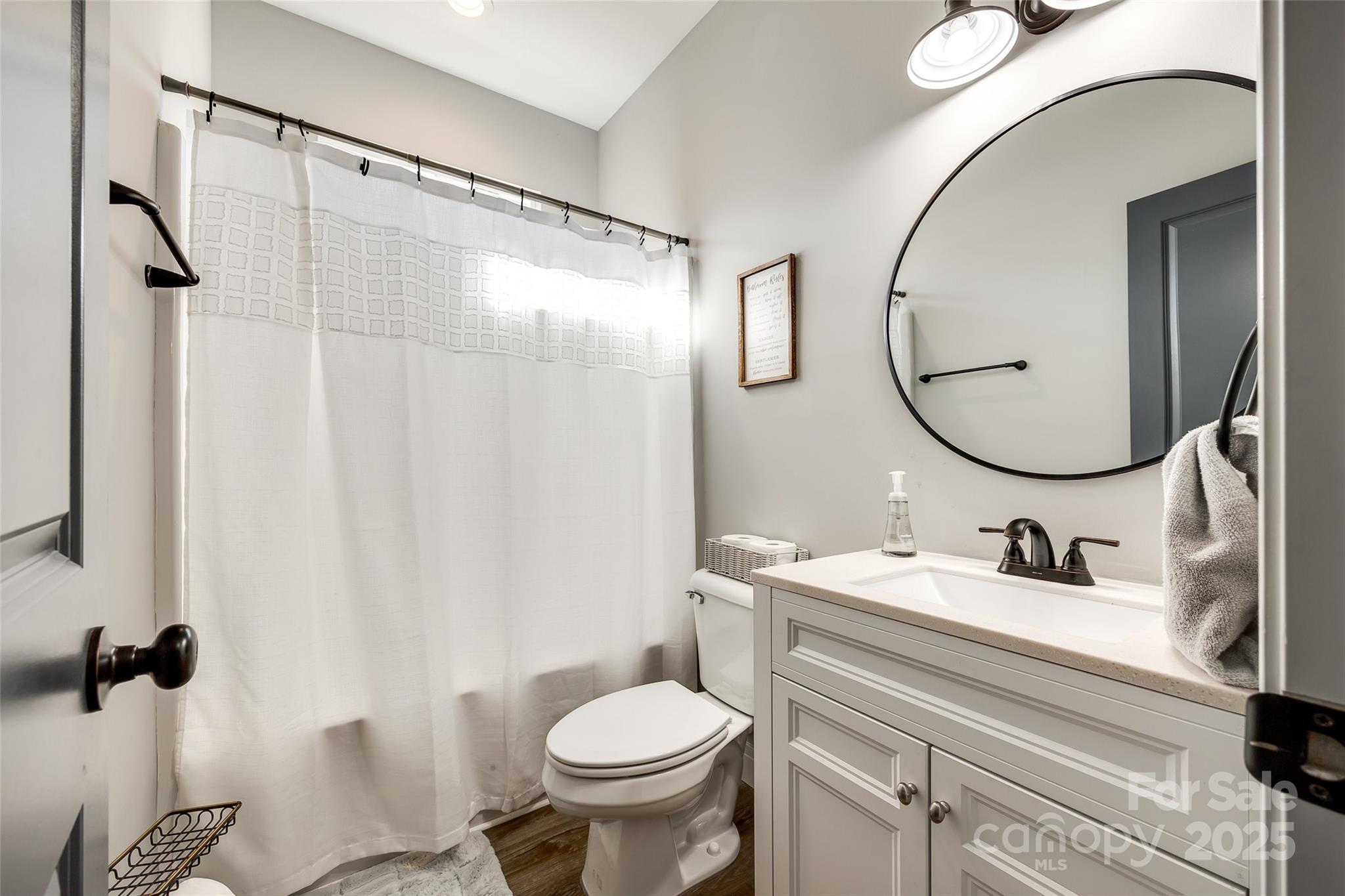 530 Denton Avenue Property Photo 17