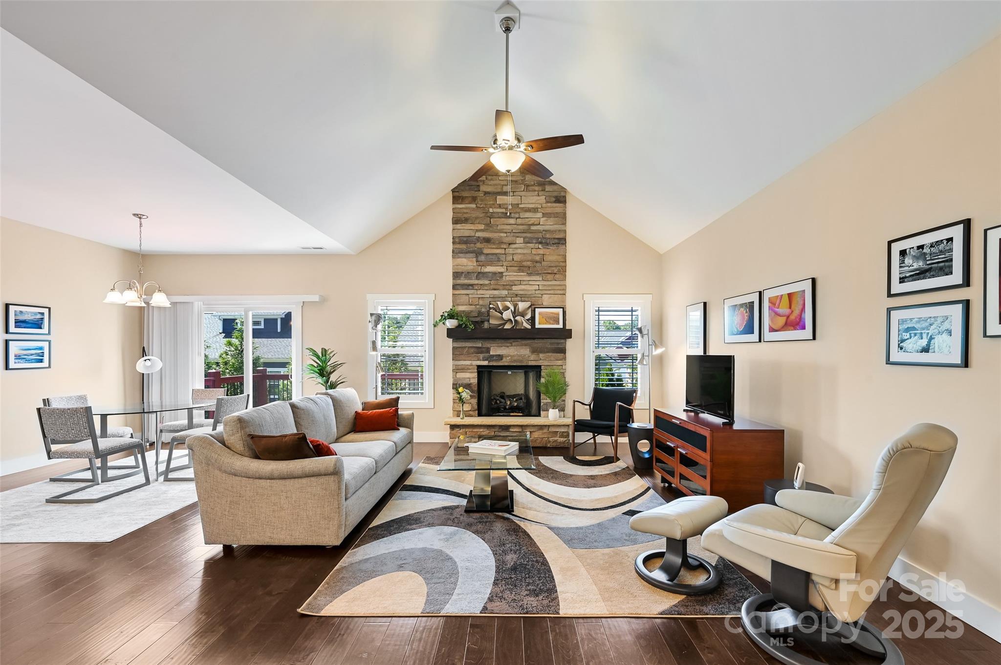 63 Leyland Circle Property Photo 3