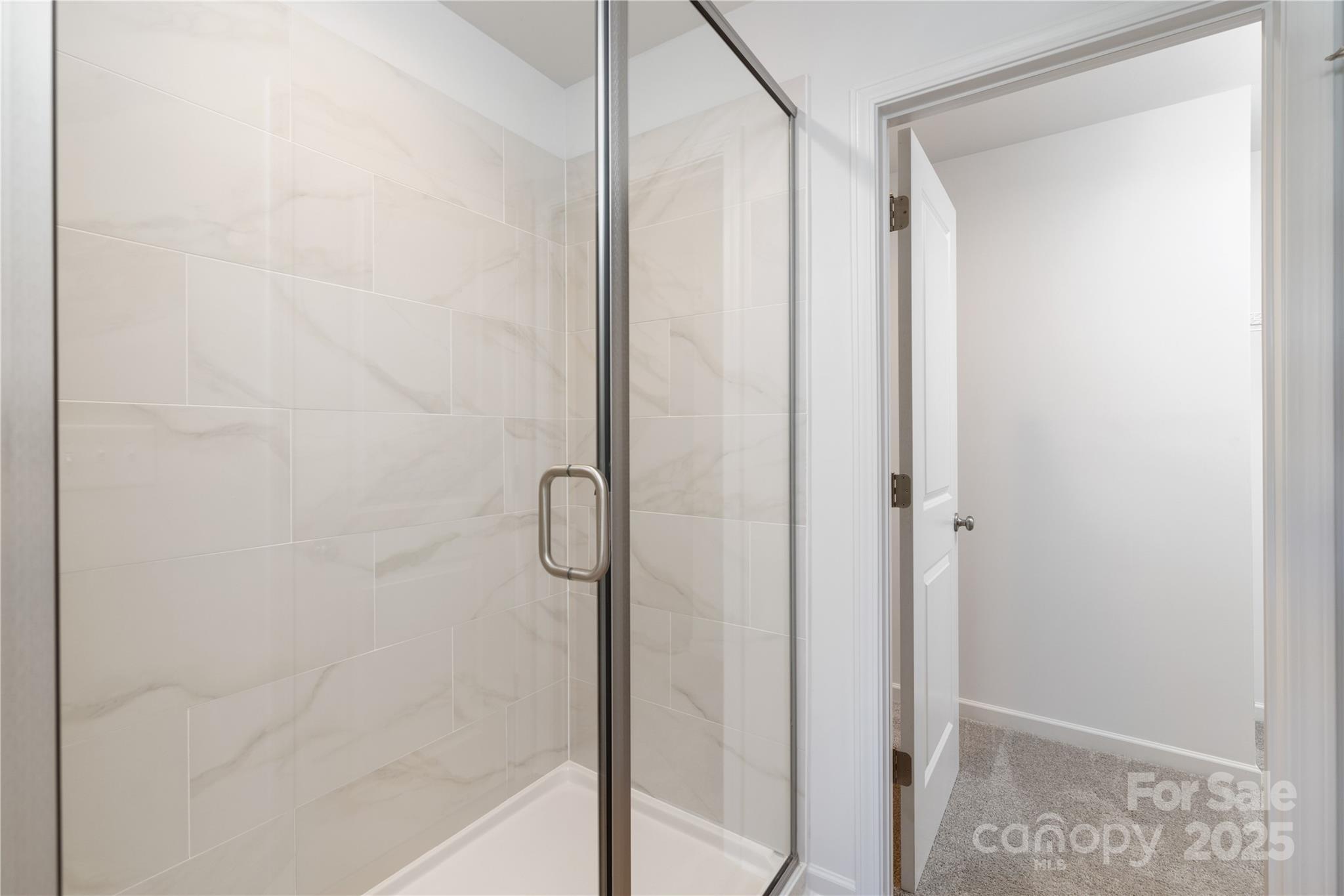 1121 Thayer Glen Court Property Photo 19