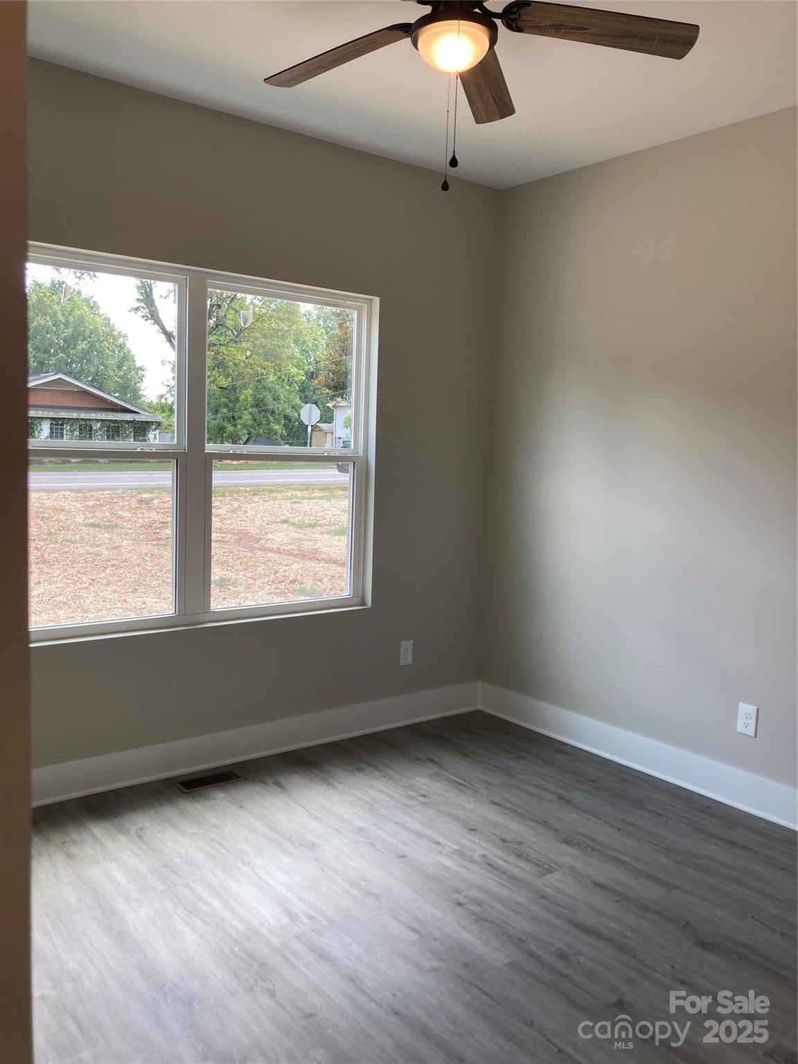 318 Davis Park Road Property Photo 20