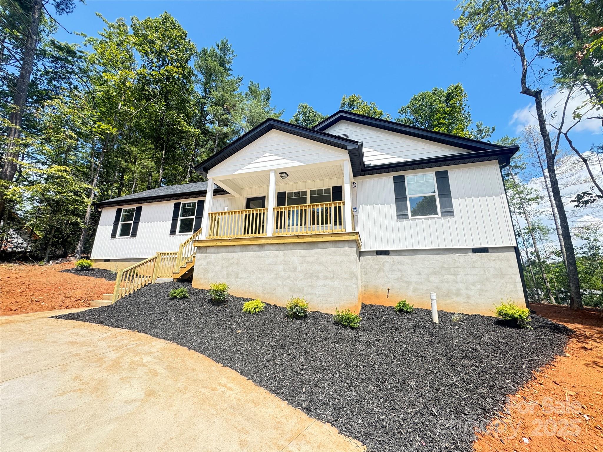 409 Scarlett Oak Court Property Photo 1