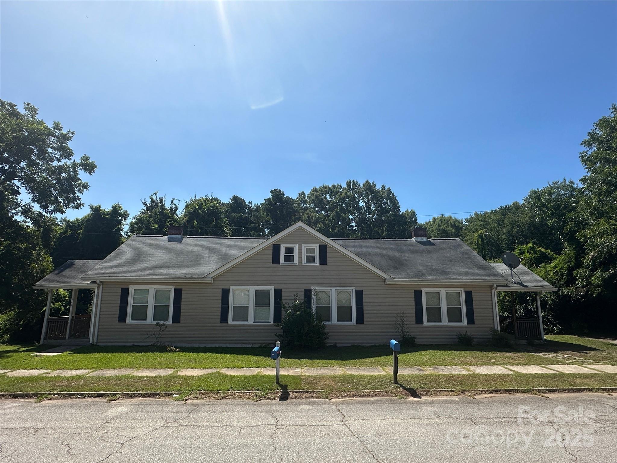 140 Eighth Street Property Photo 1
