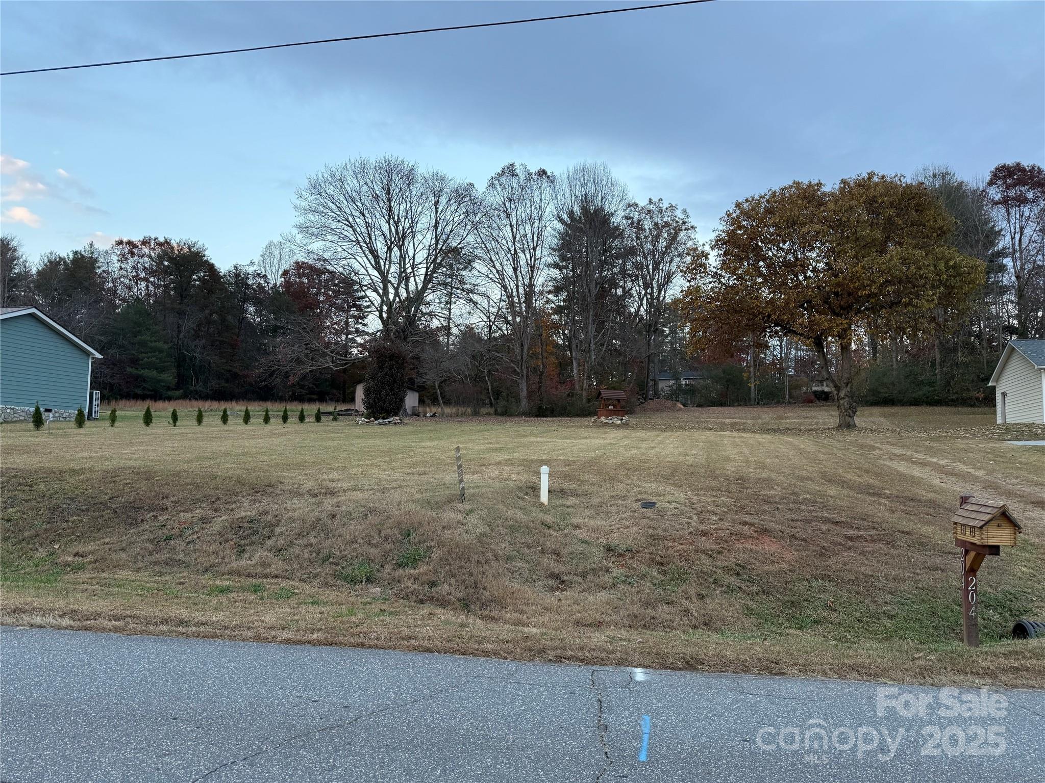 204 Vfw Road Property Photo 1