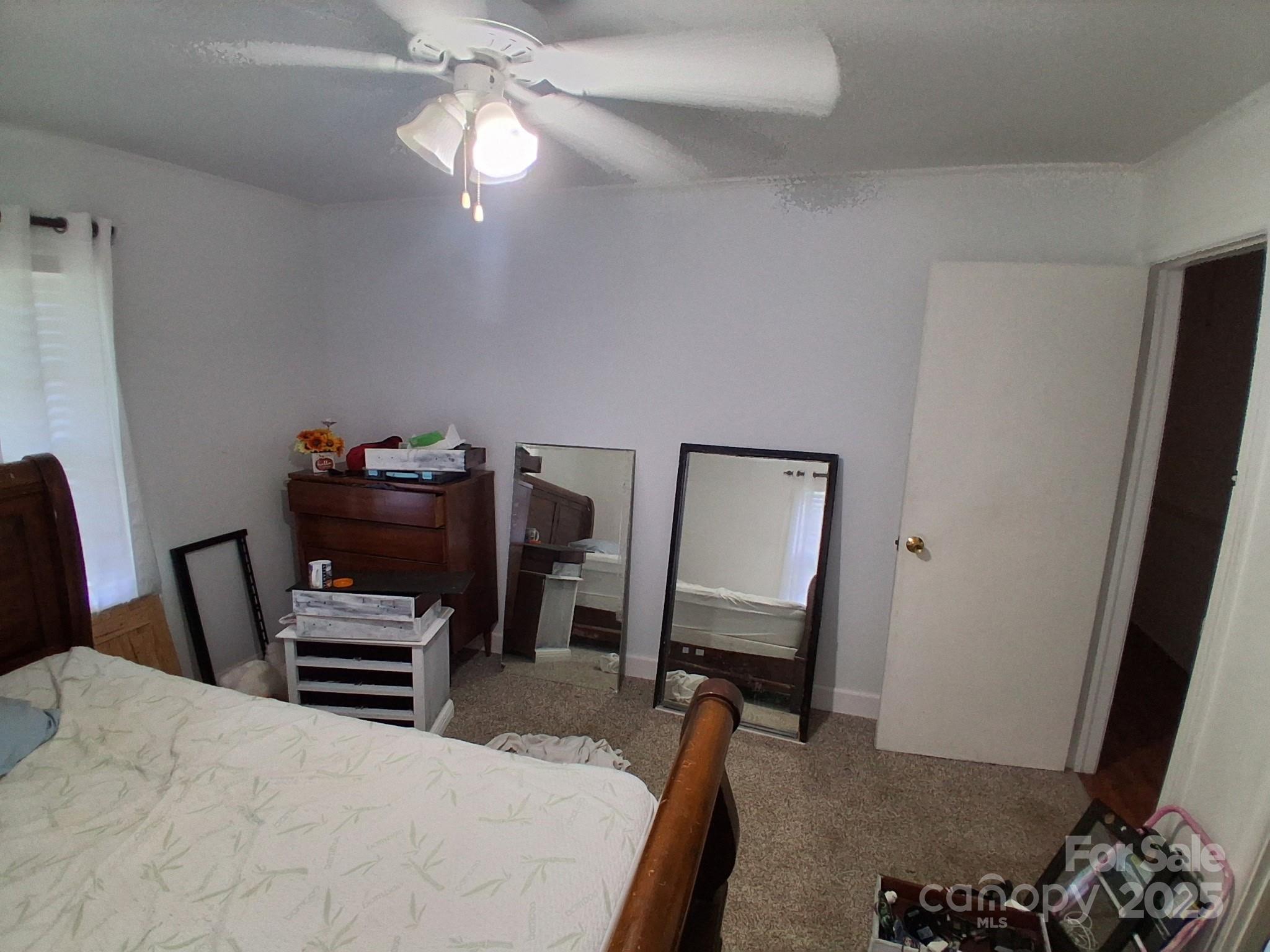 450 Camellia Street Property Photo 28