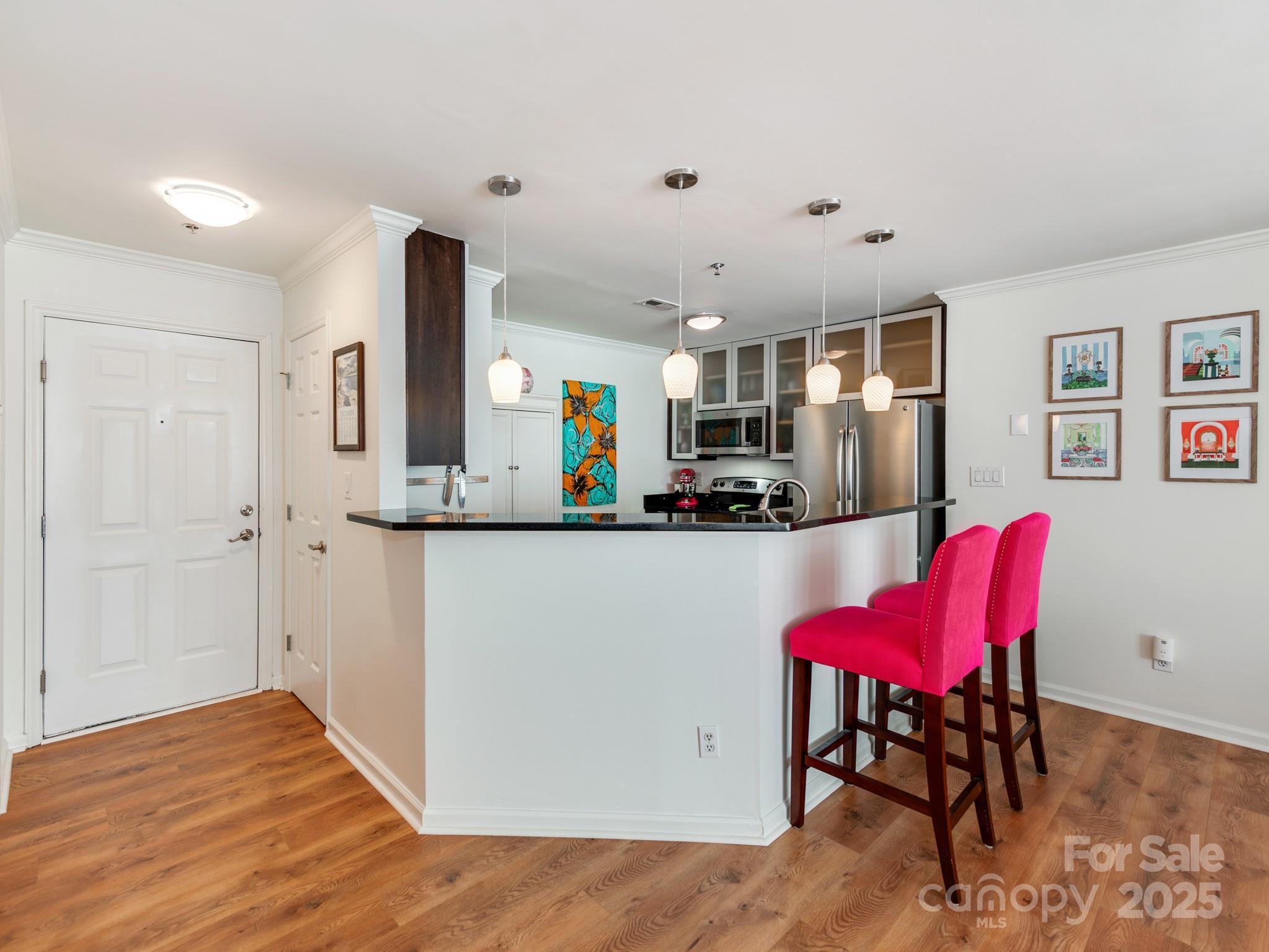 509 N Graham Street Property Photo 8
