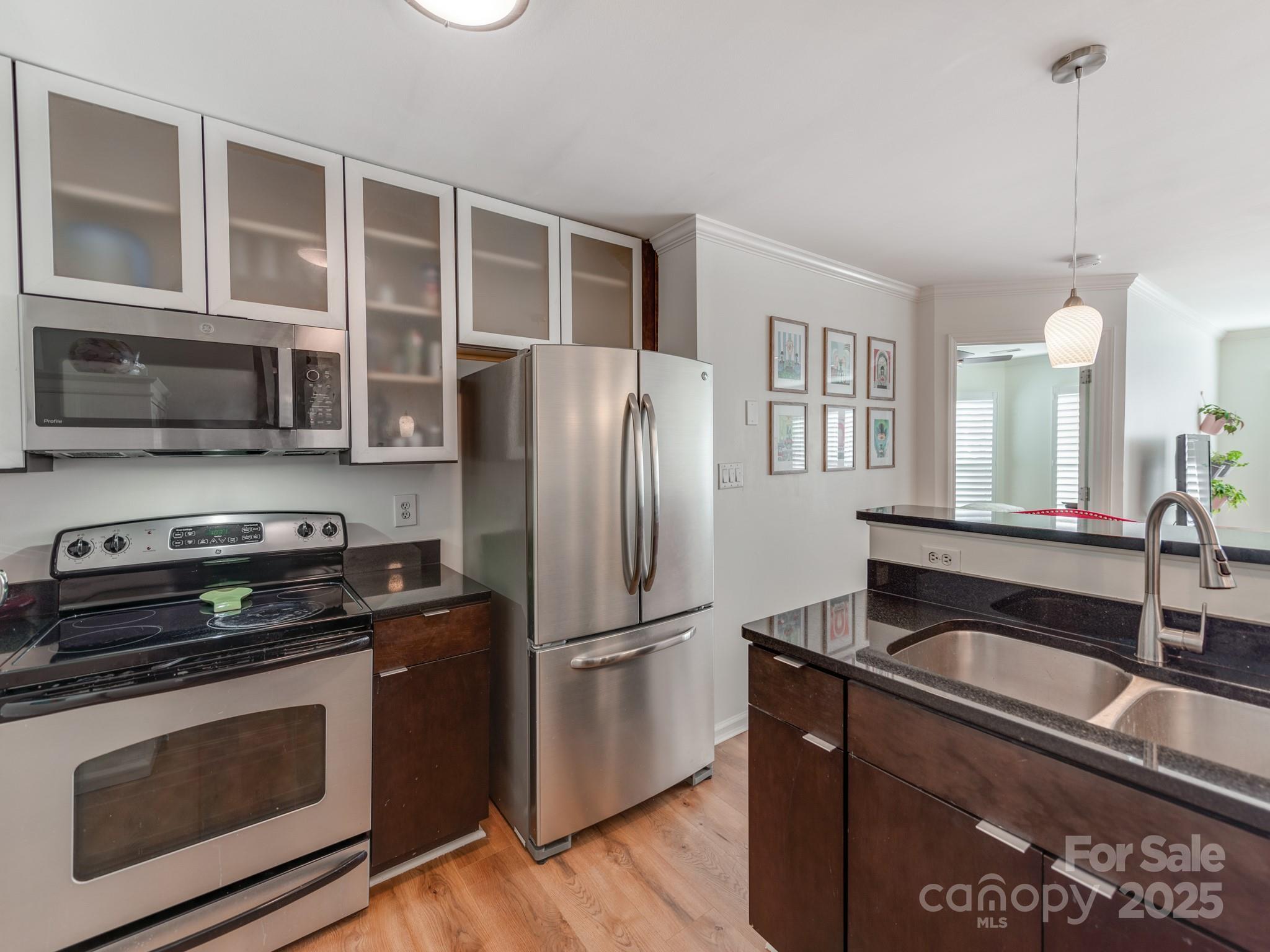 509 N Graham Street Property Photo 15