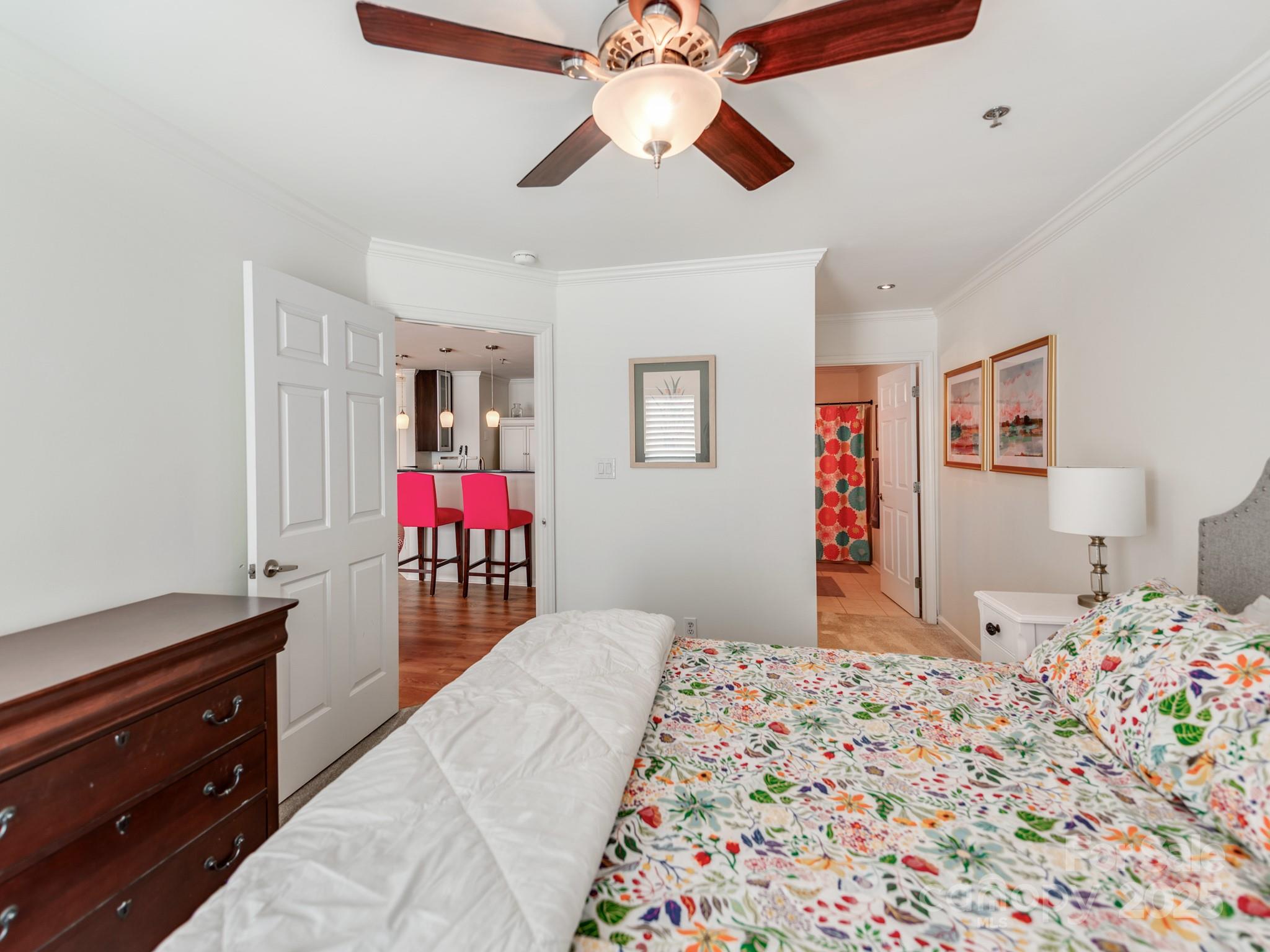 509 N Graham Street Property Photo 18