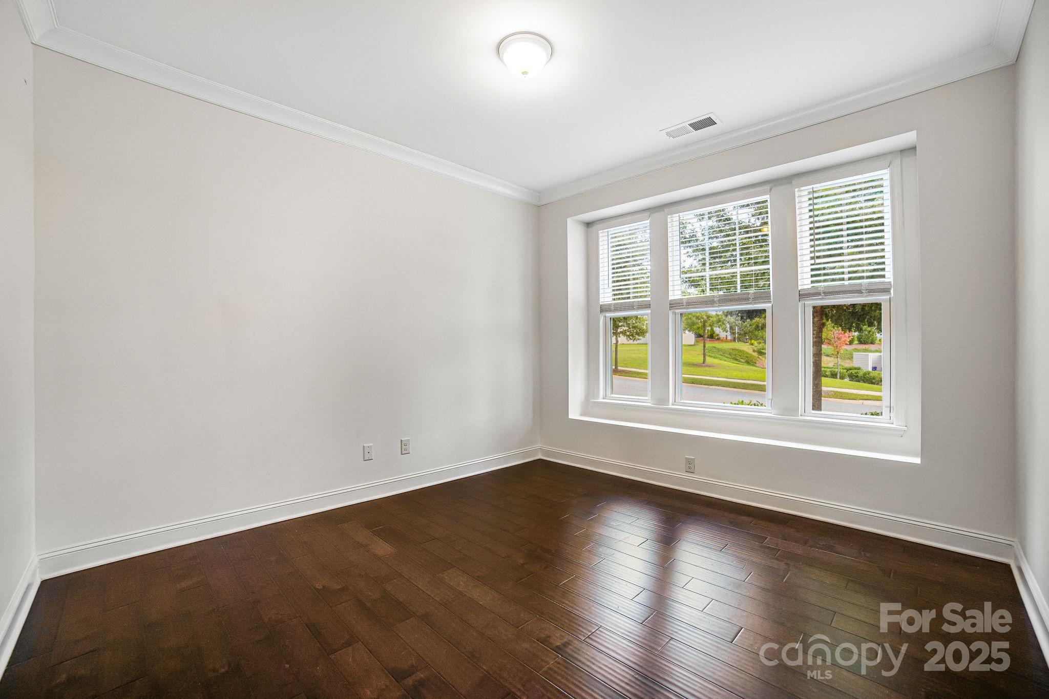 8628 Shadetree Street Property Photo 8