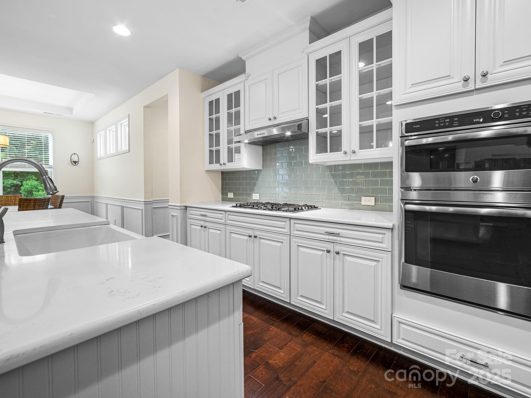 8628 Shadetree Street Property Photo 21