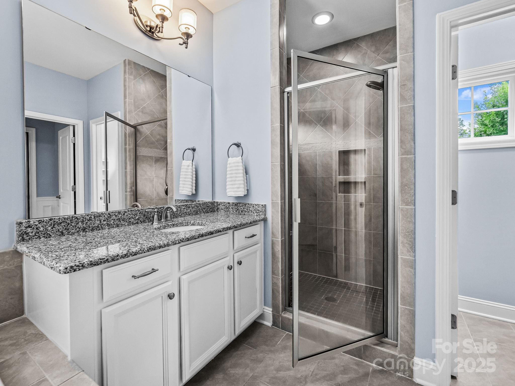 8628 Shadetree Street Property Photo 31