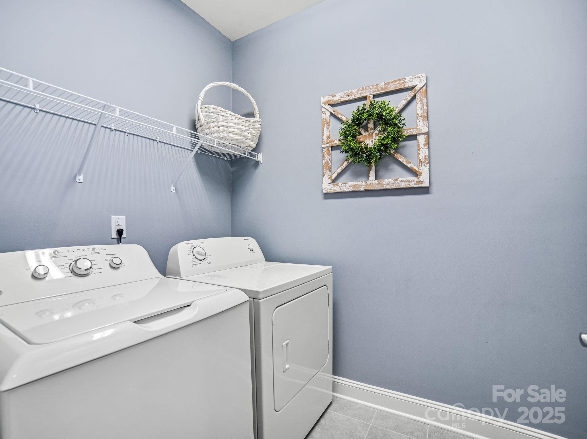 8628 Shadetree Street Property Photo 34