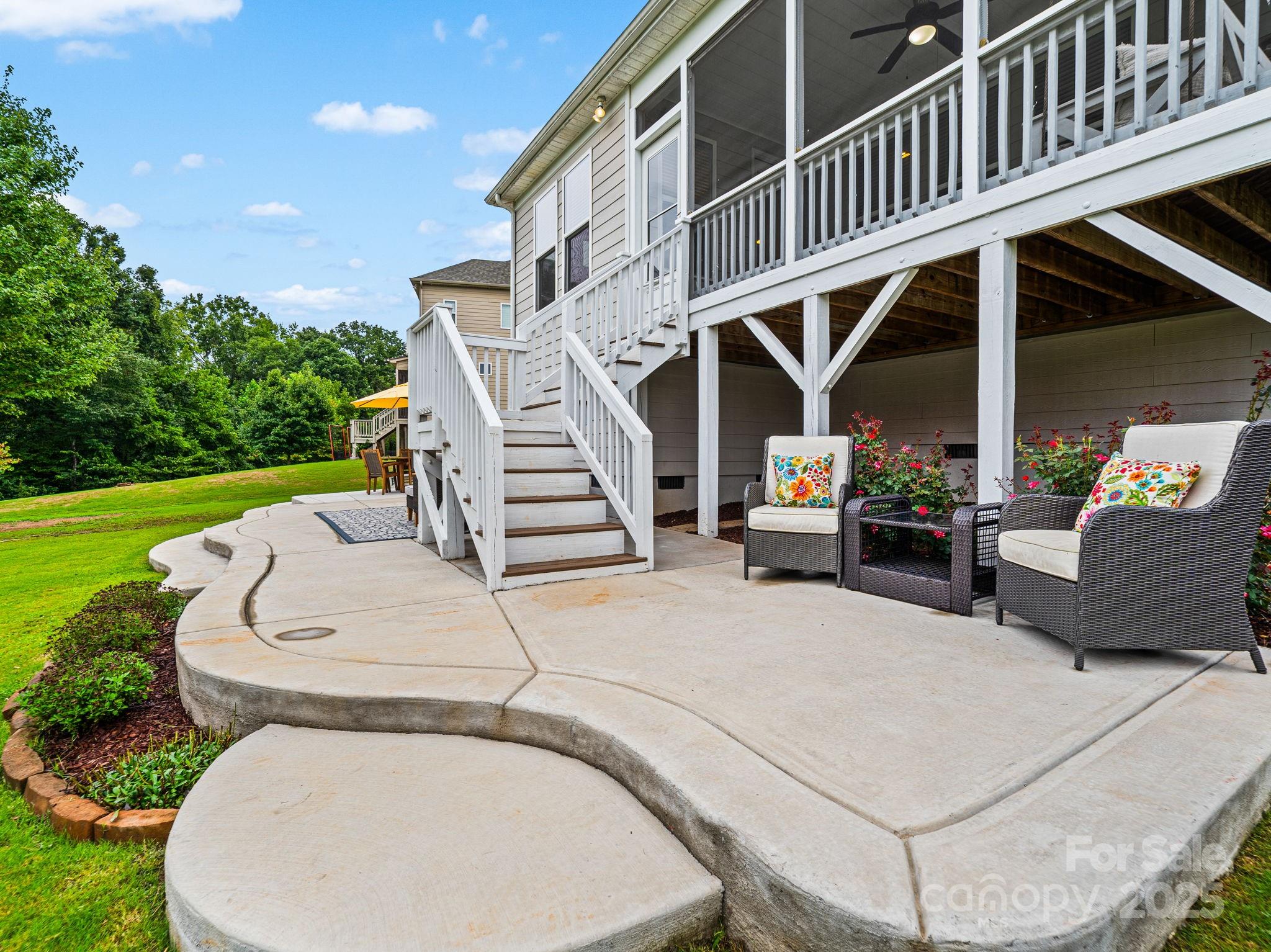 8628 Shadetree Street Property Photo 40