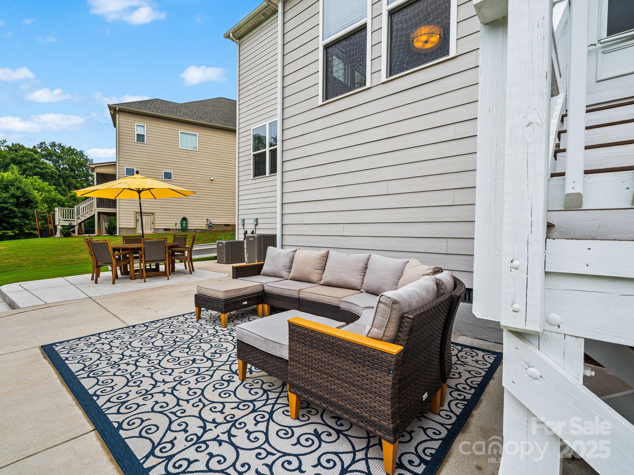 8628 Shadetree Street Property Photo 41